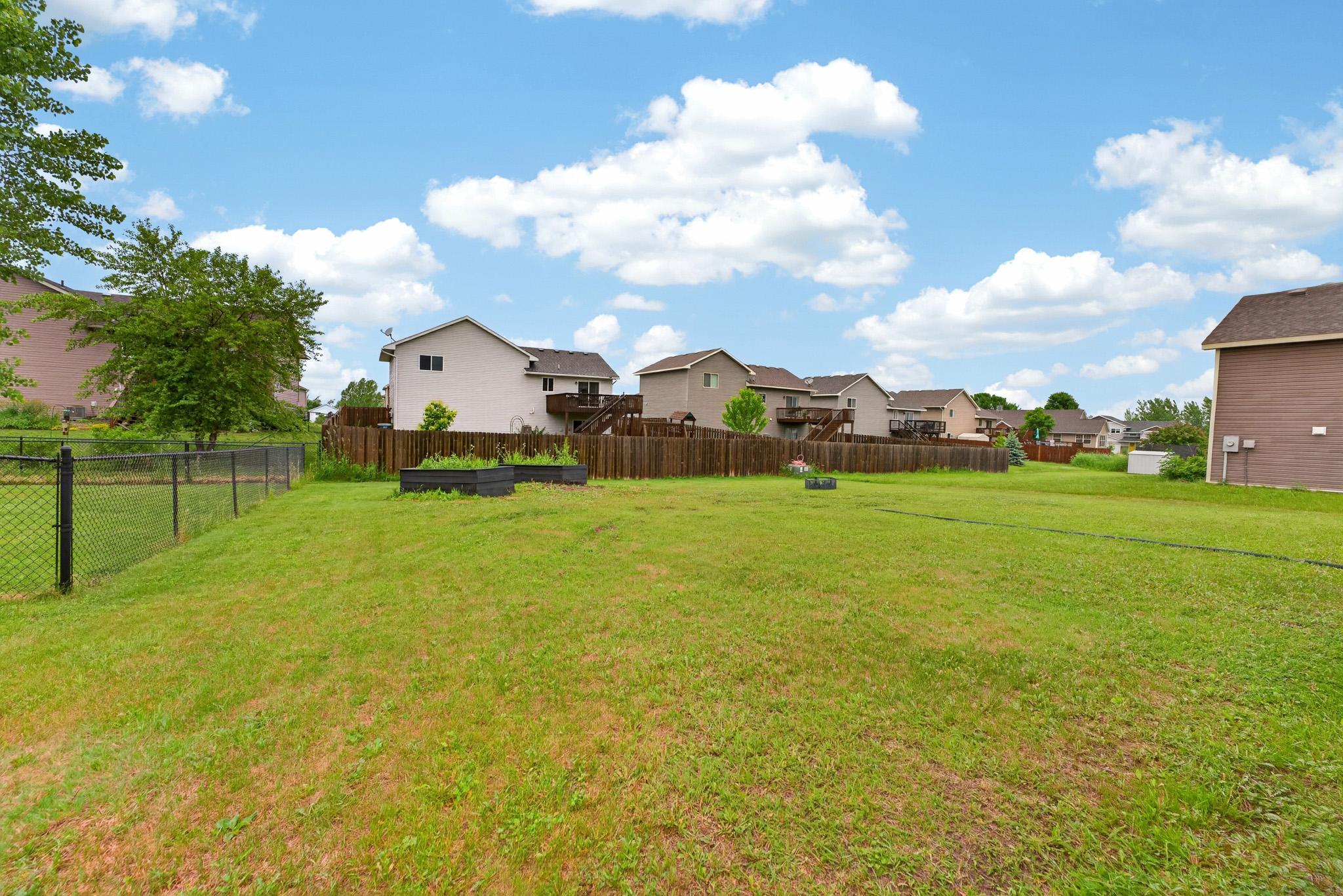 835 Highview Loop Se Property Photo 31