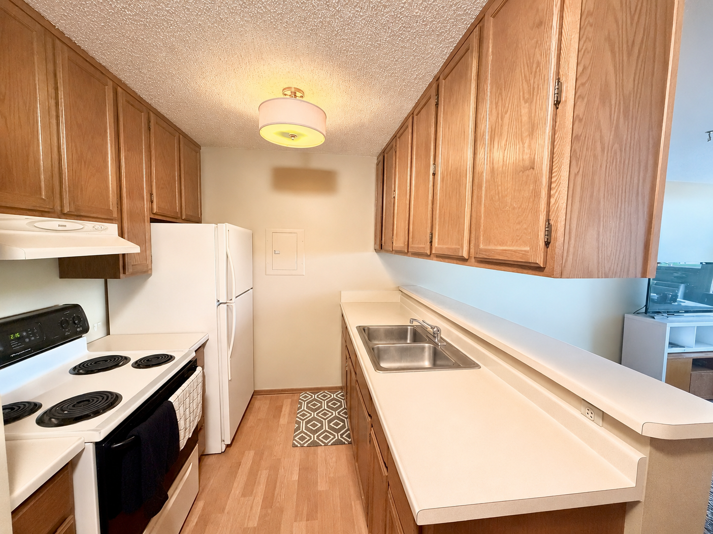 433 S 7th Street 1626 Property Photo 3