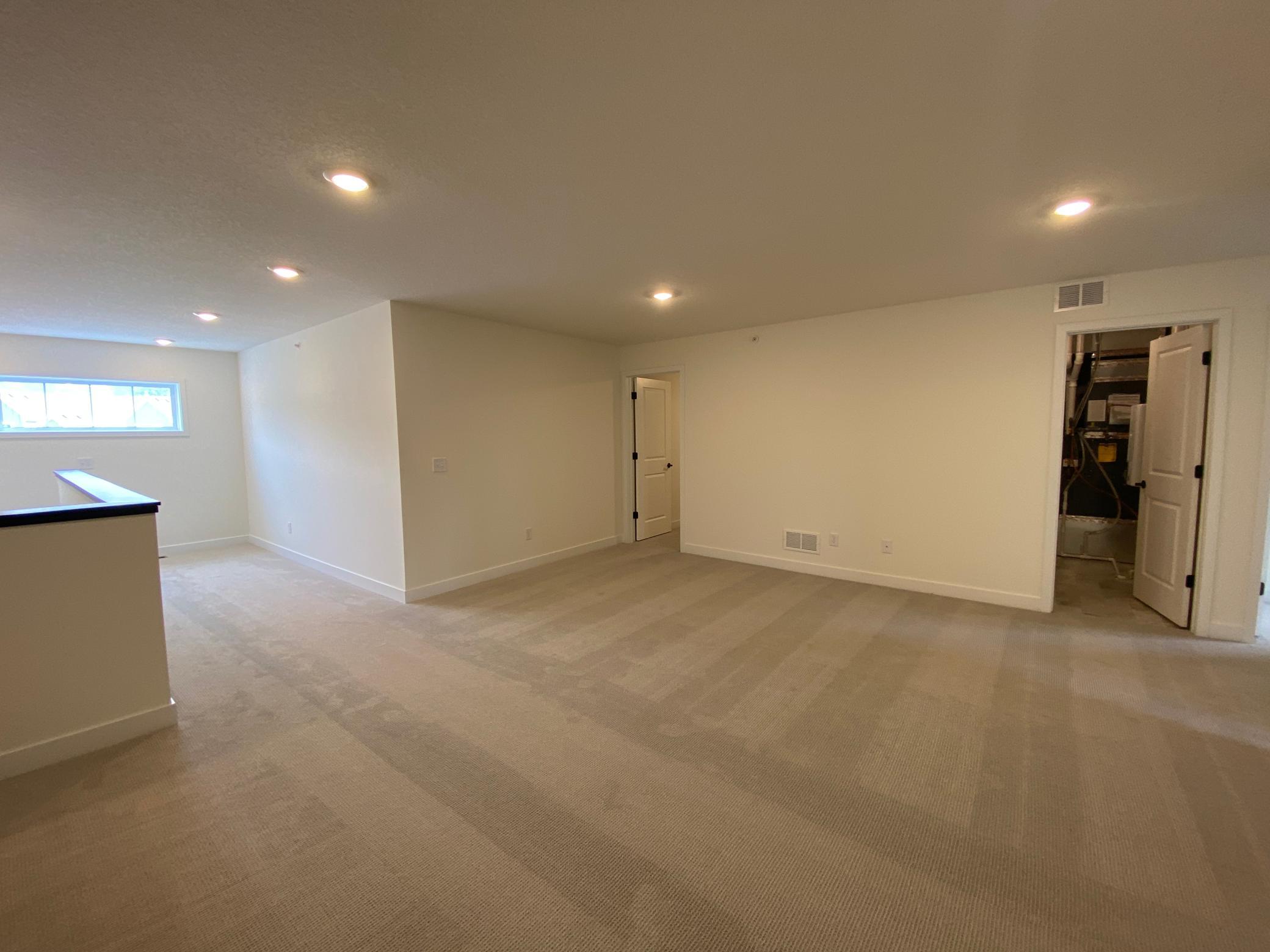 13789 Hollybrook Circle Property Photo 8