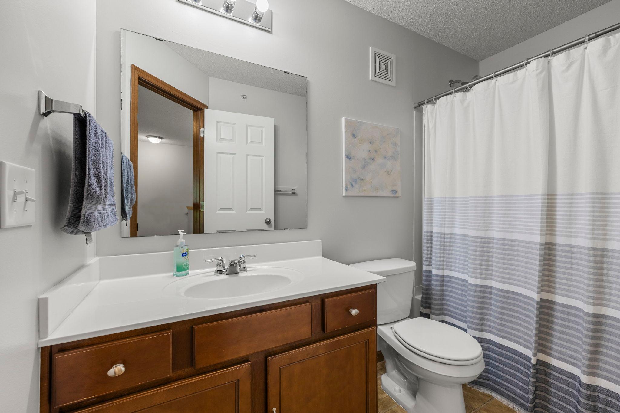 8334 Emery Parkway N 2408 Property Photo 36