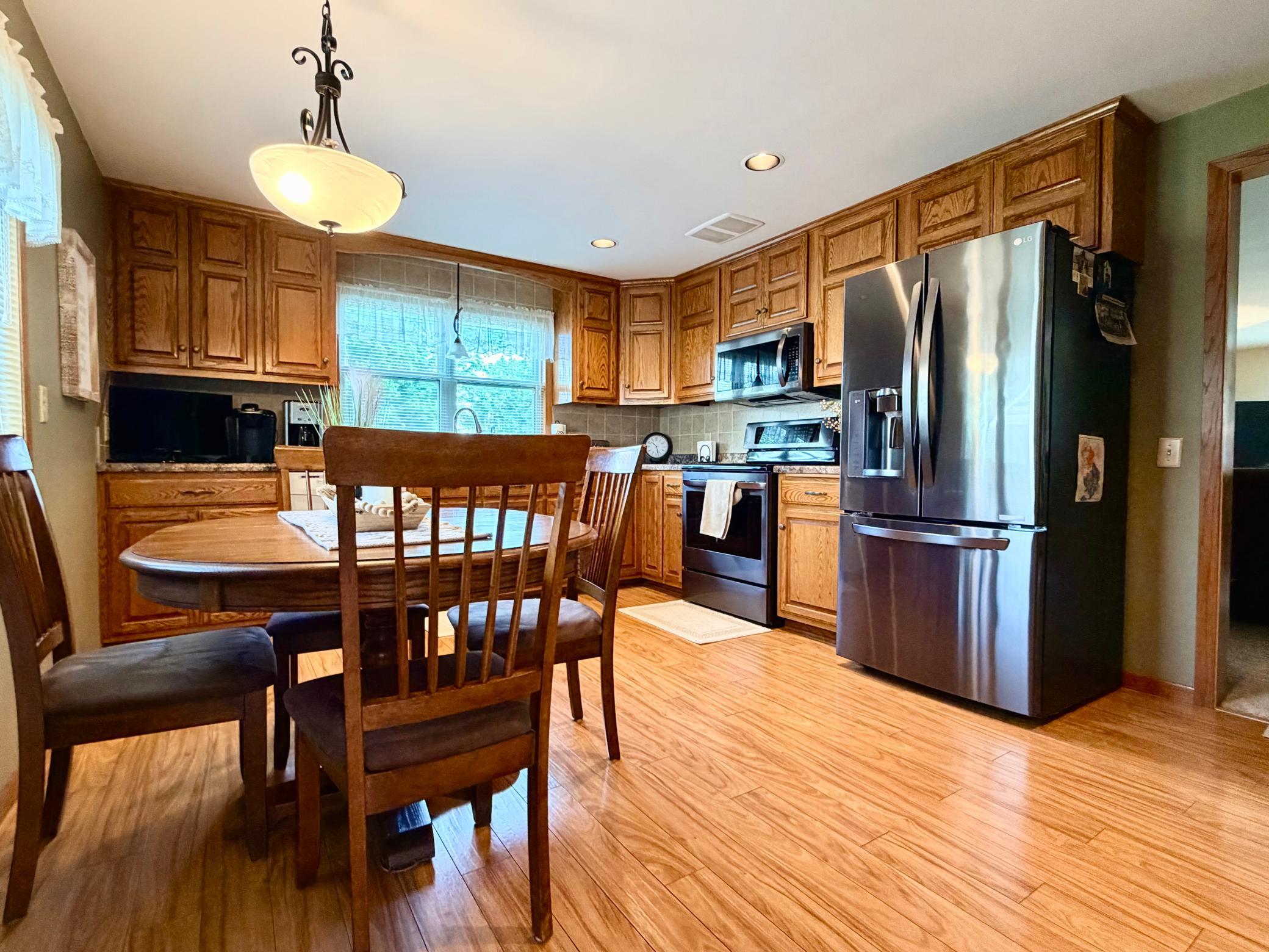 1801 S Shore Drive Property Photo 4