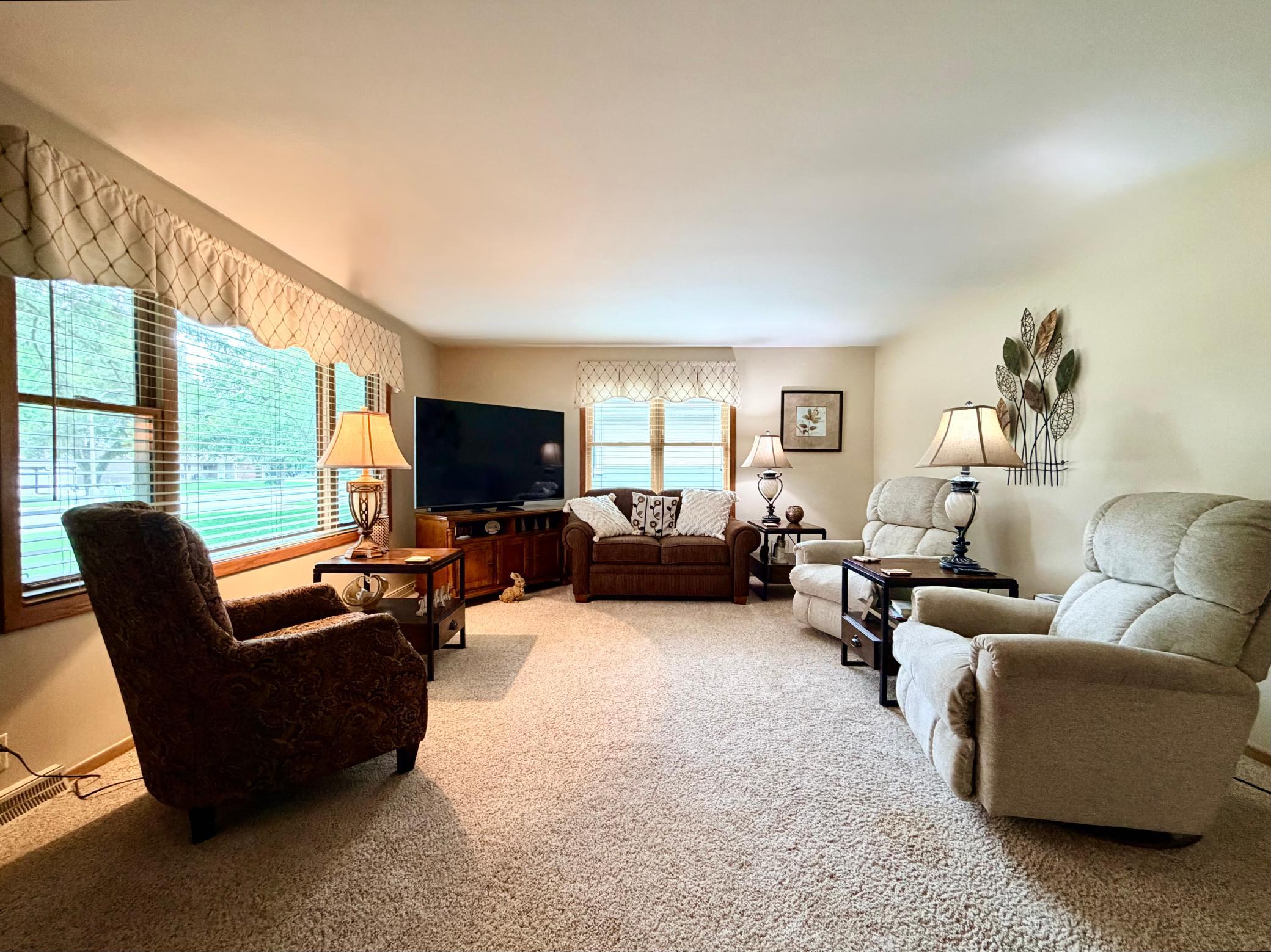 1801 S Shore Drive Property Photo 11