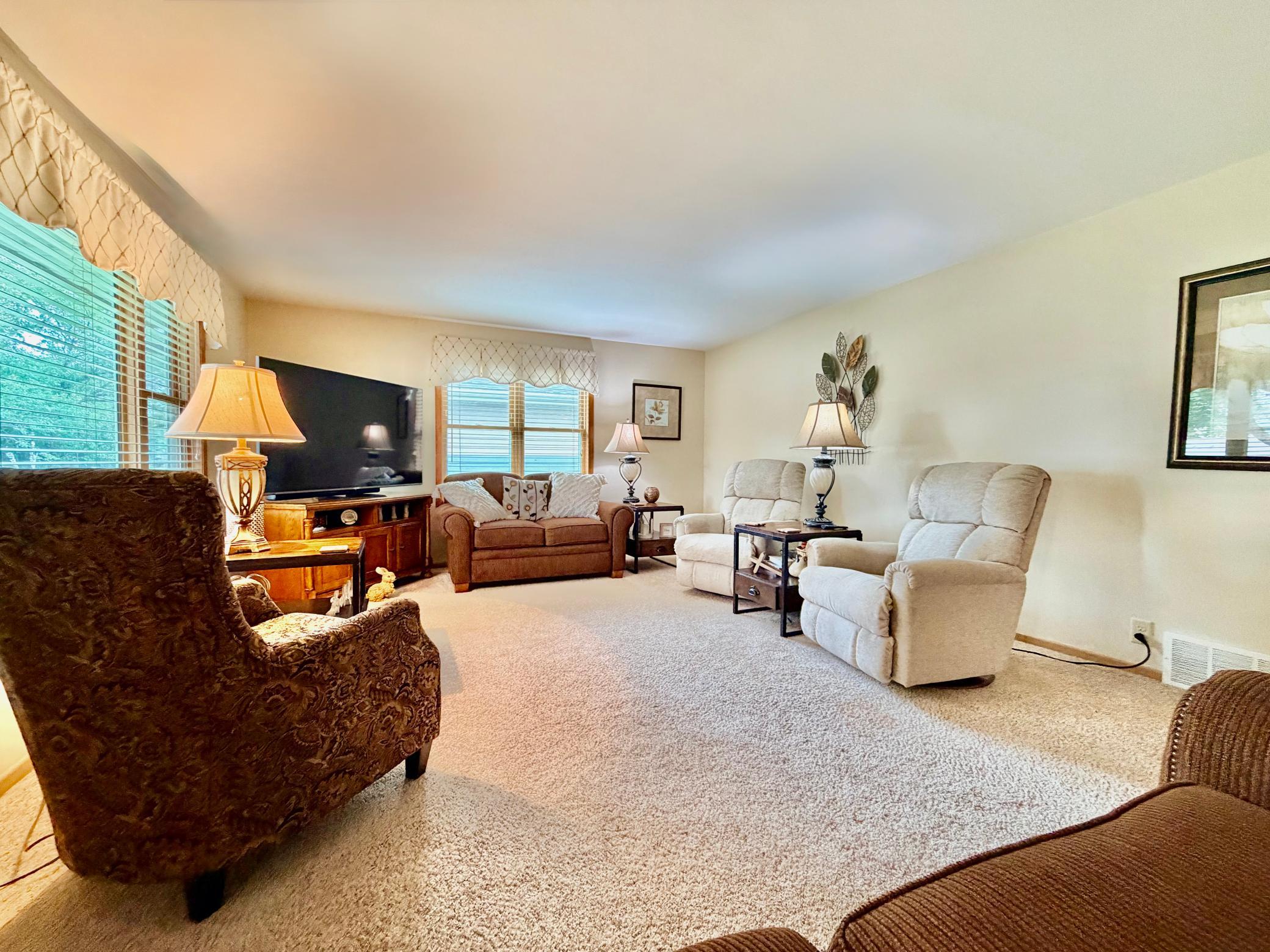 1801 S Shore Drive Property Photo 12