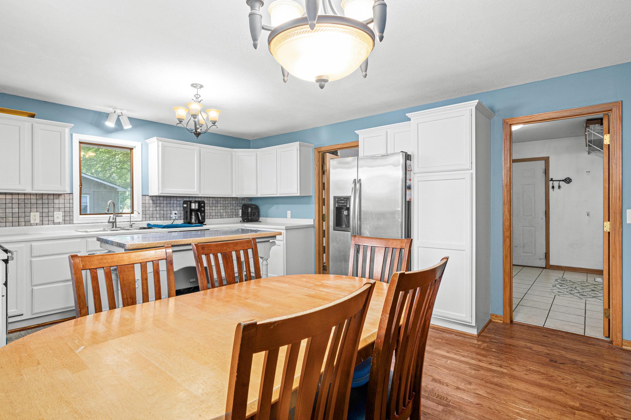 12238 S Robert Trail Property Photo 5