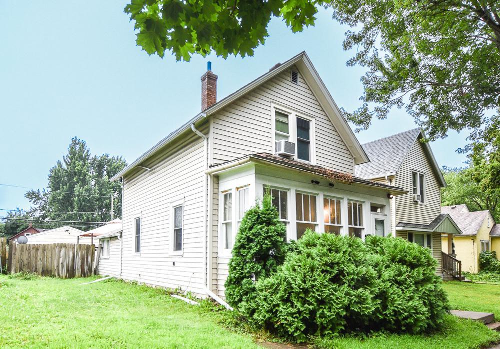 792 Cook Avenue E Property Photo 3