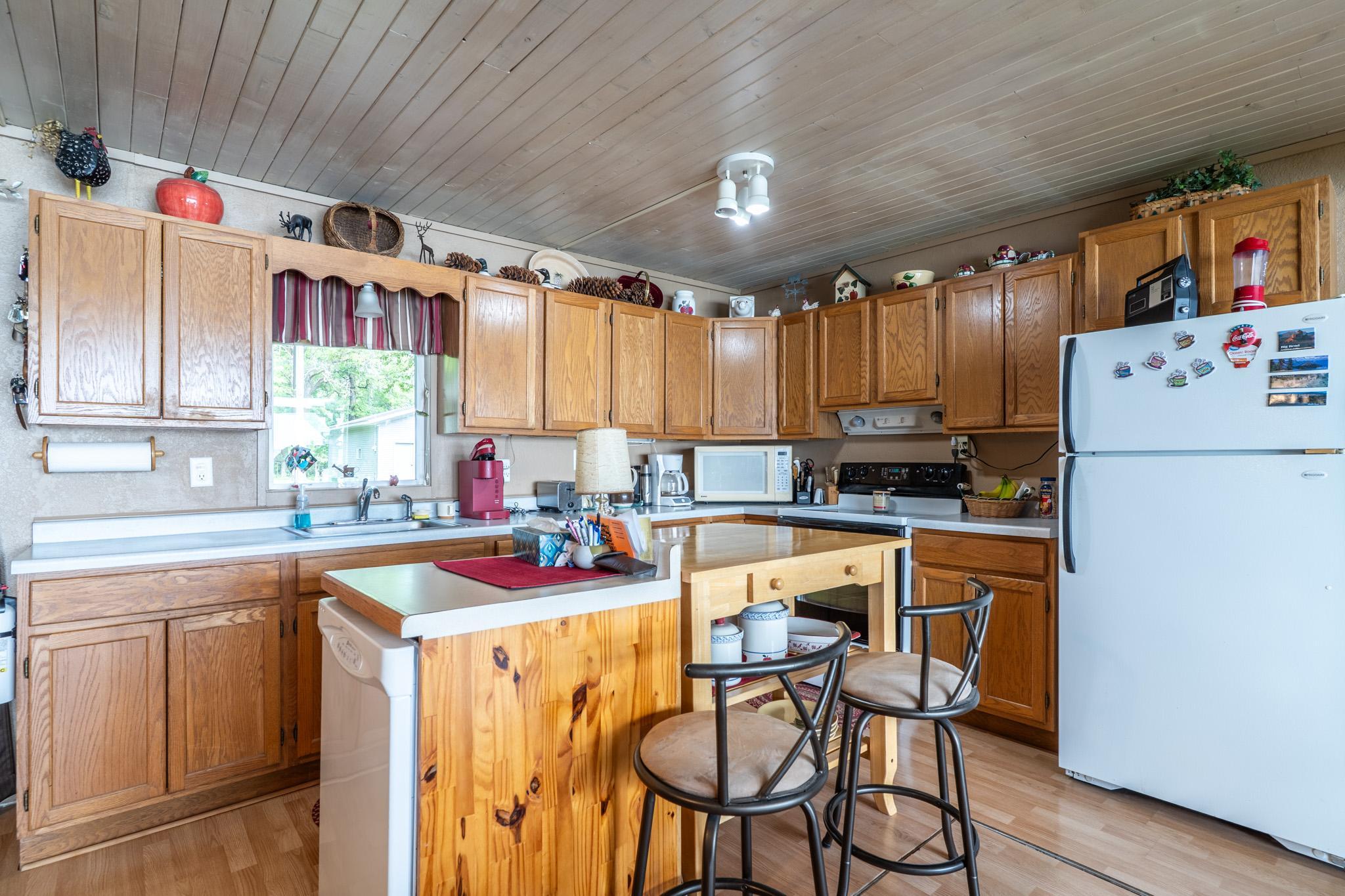 15841 Sandy Beach Road Se Property Photo 4