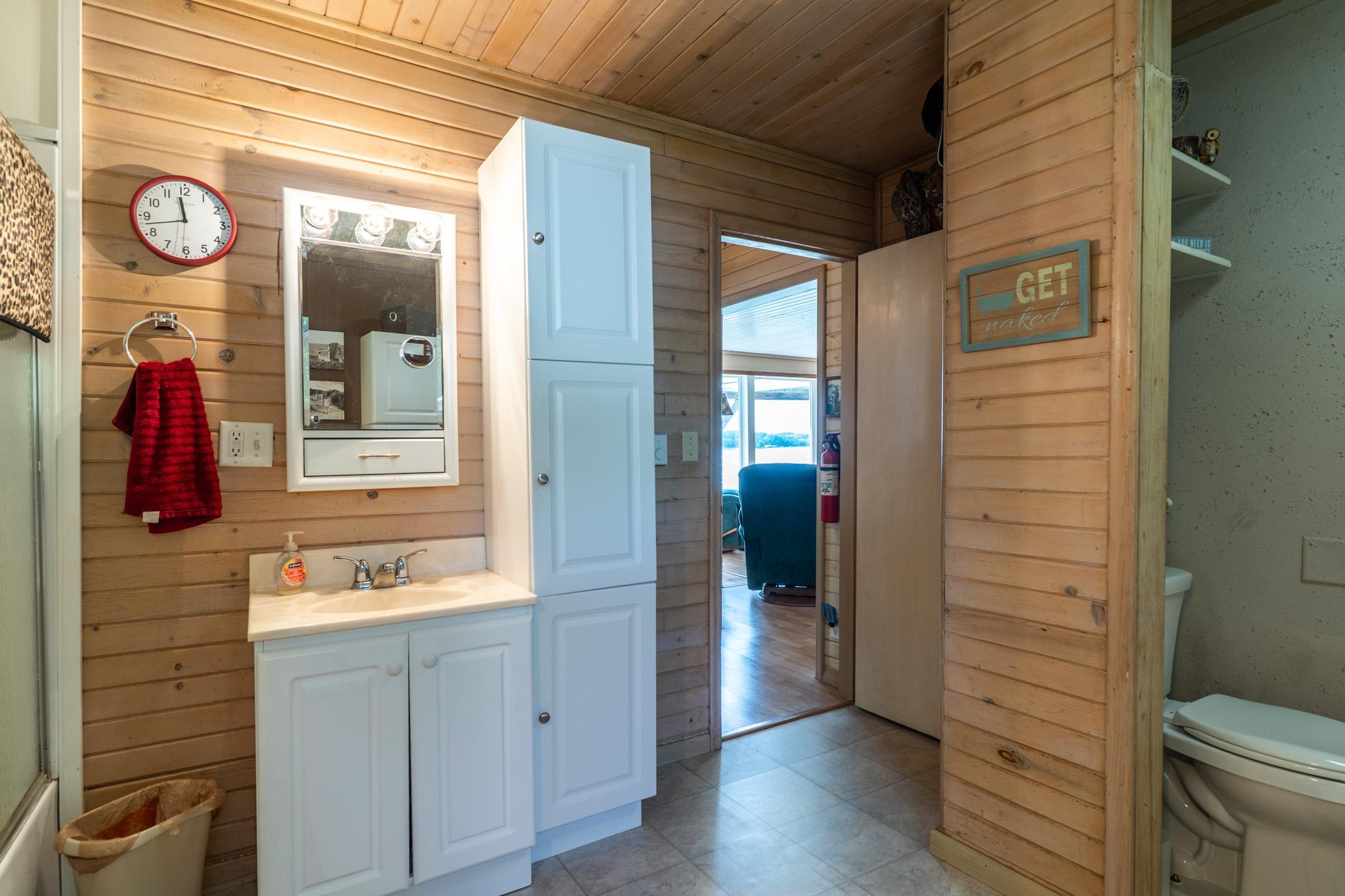 15841 Sandy Beach Road Se Property Photo 10