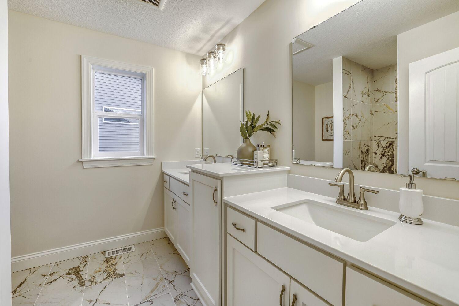 2885 Trinity Drive Property Photo 14