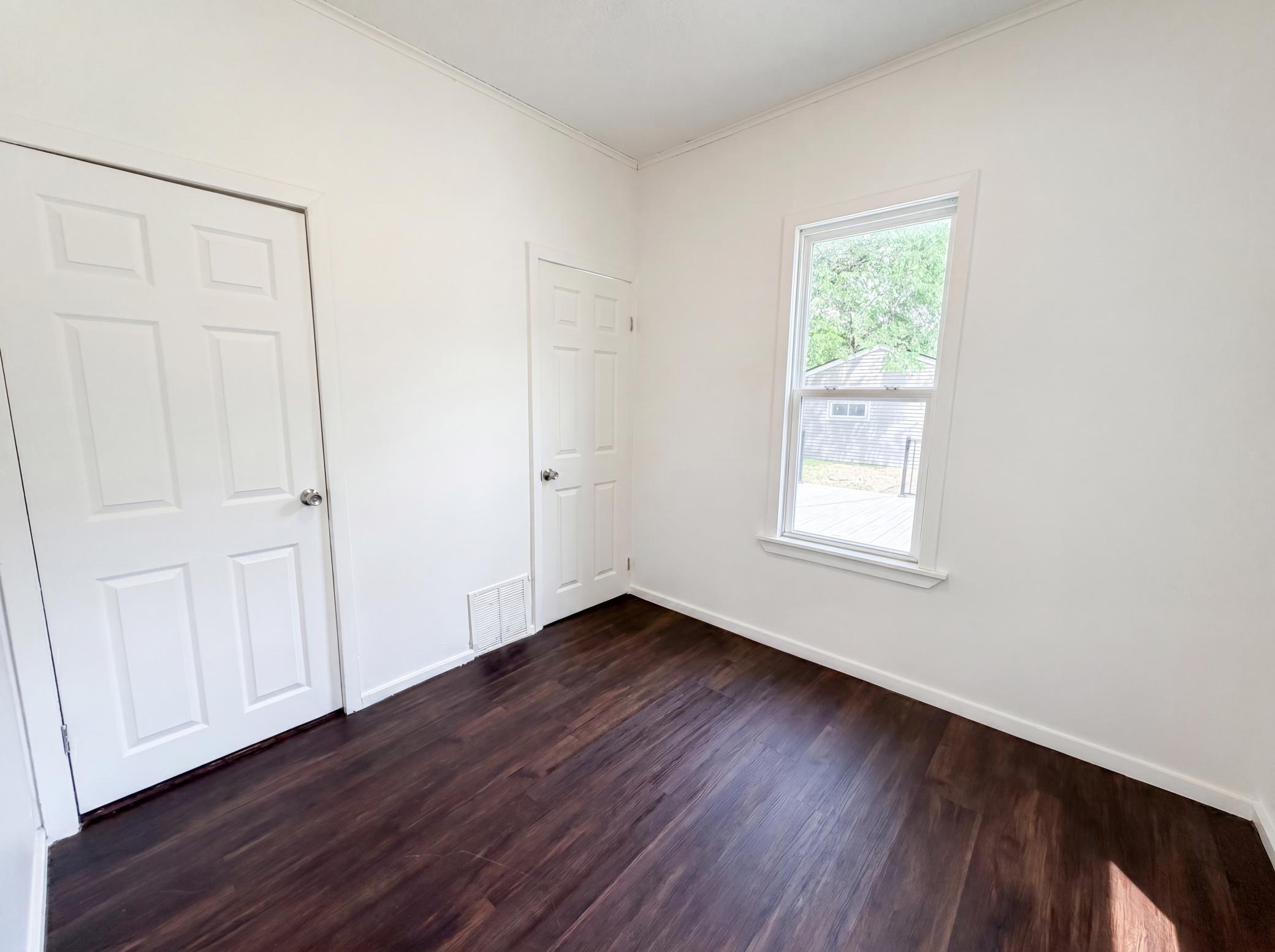 5200 Camden Avenue N Property Photo 4