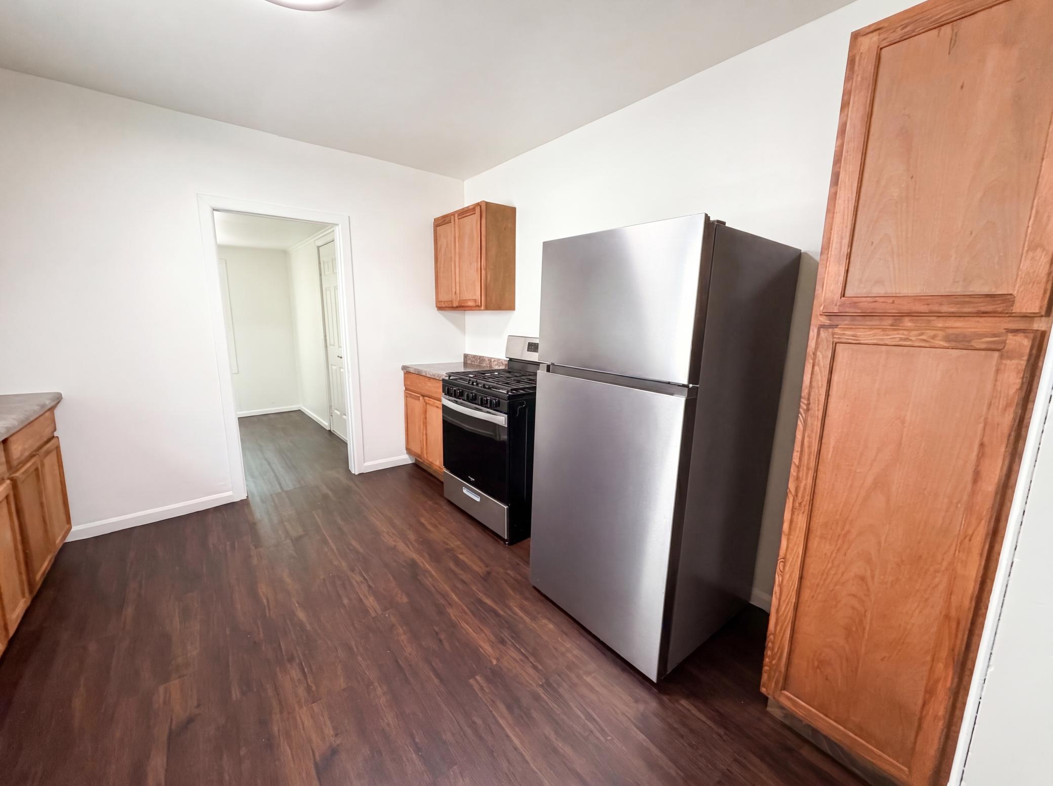 5200 Camden Avenue N Property Photo 9