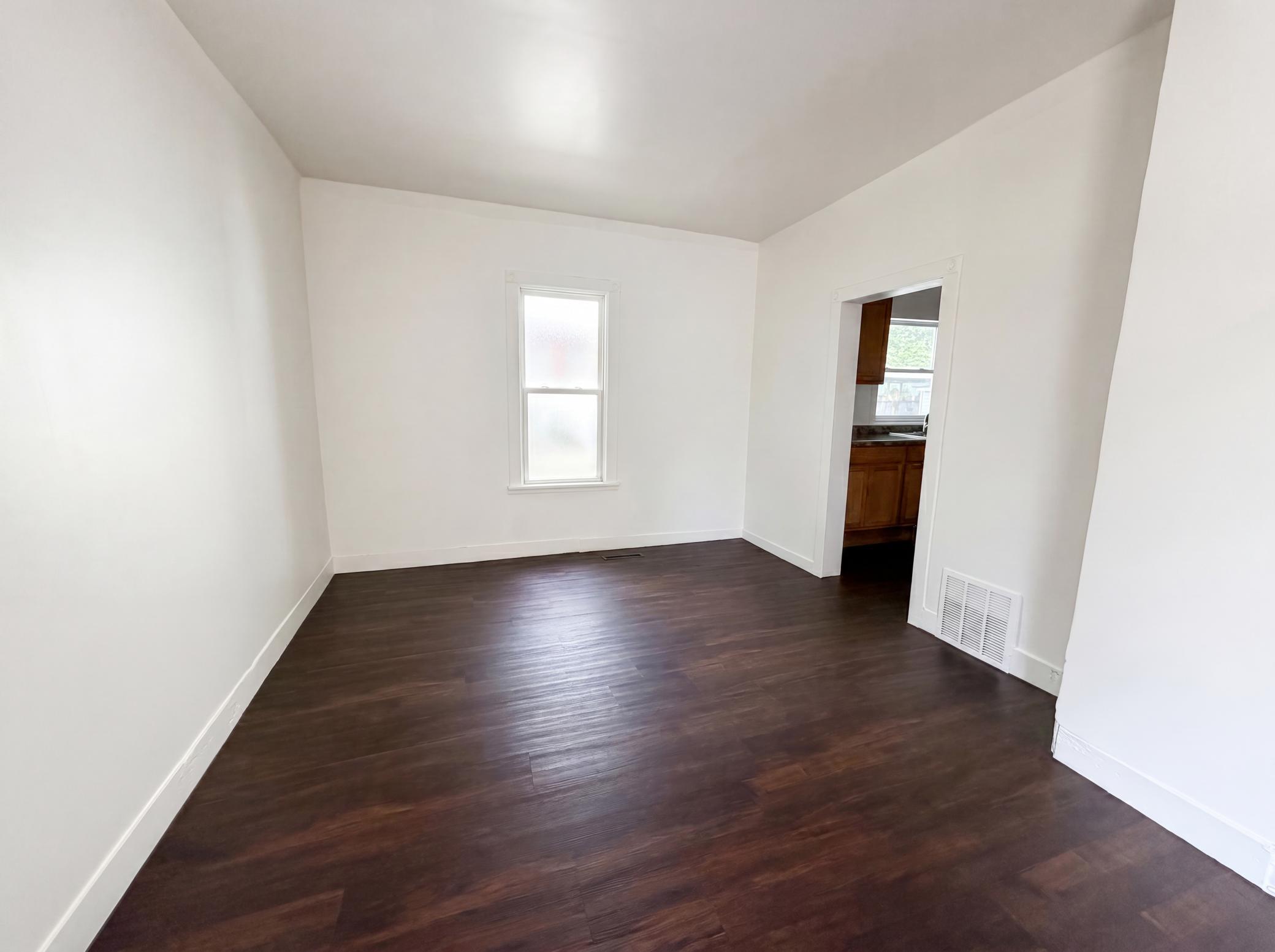 5200 Camden Avenue N Property Photo 12
