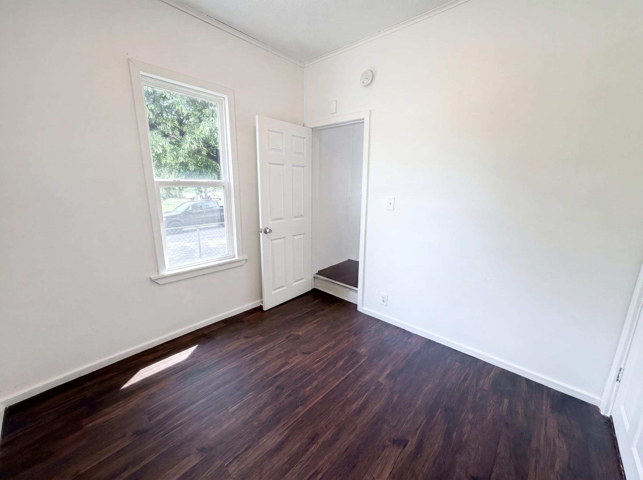 5200 Camden Avenue N Property Photo 13