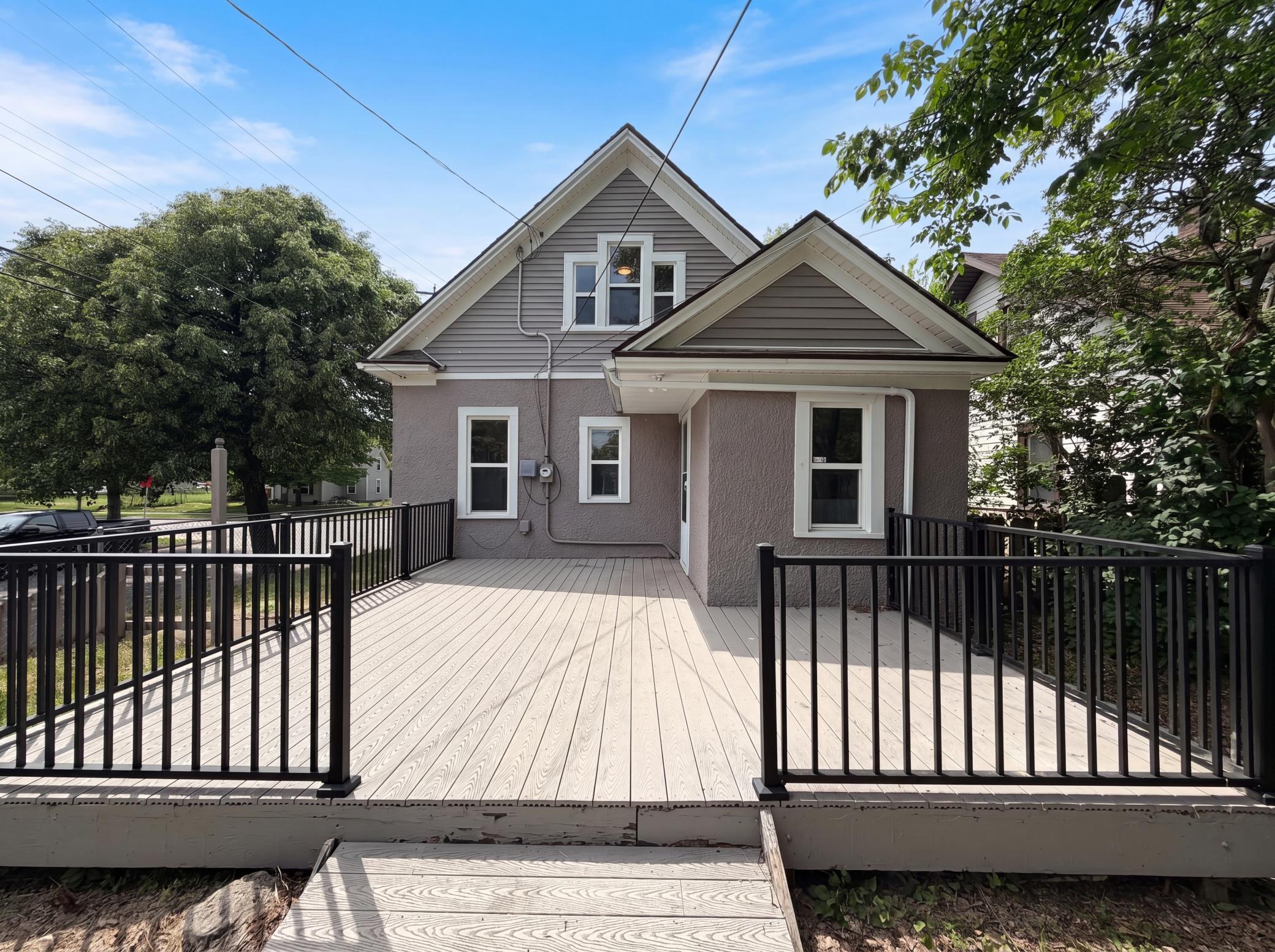 5200 Camden Avenue N Property Photo 22