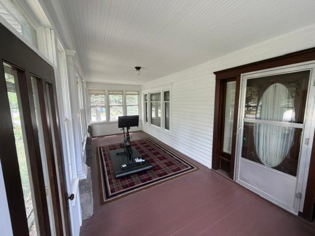 403 1st Avenue Property Photo 6
