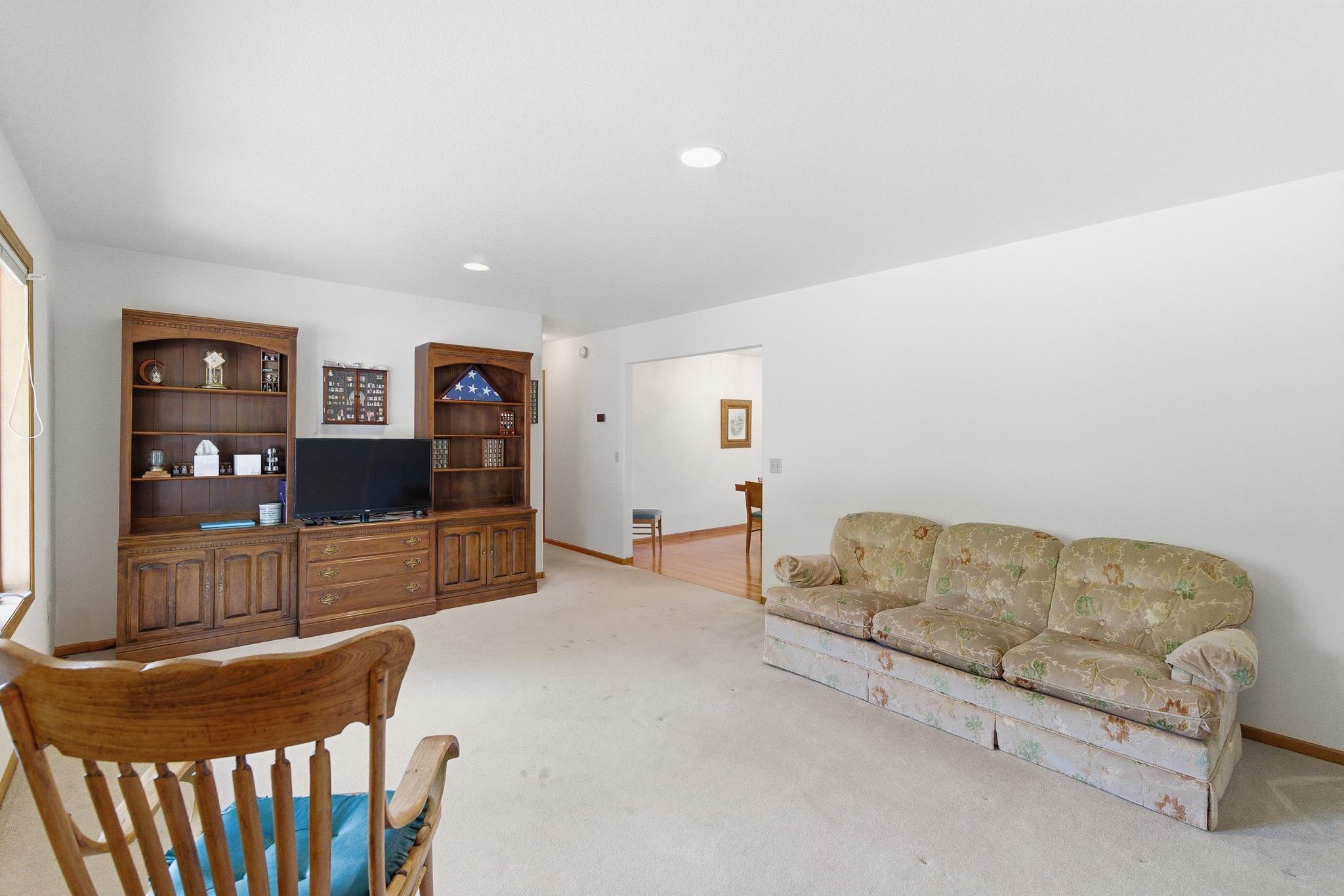 18 Mill Avenue Property Photo 9