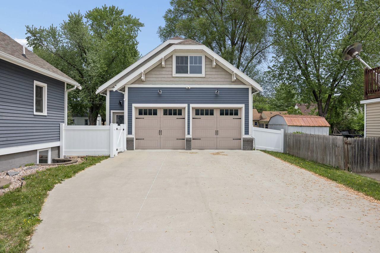 1014 11th Avenue N Property Photo 30