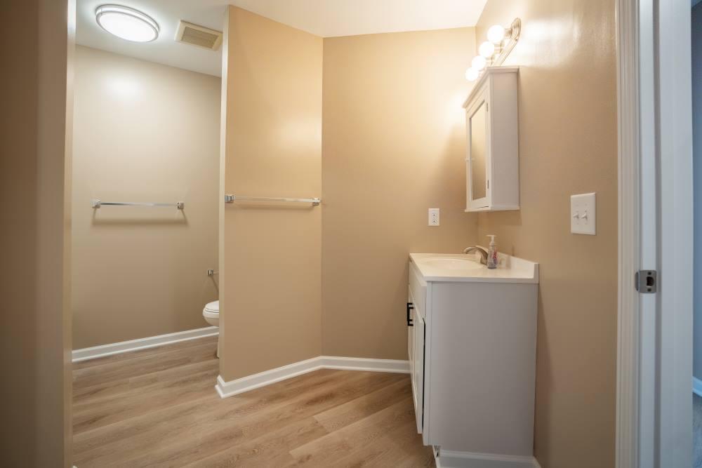 1613 E 24th Street Property Photo 18