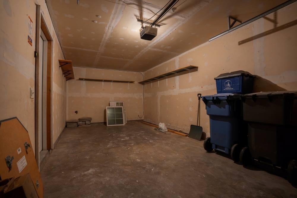 1613 E 24th Street Property Photo 24