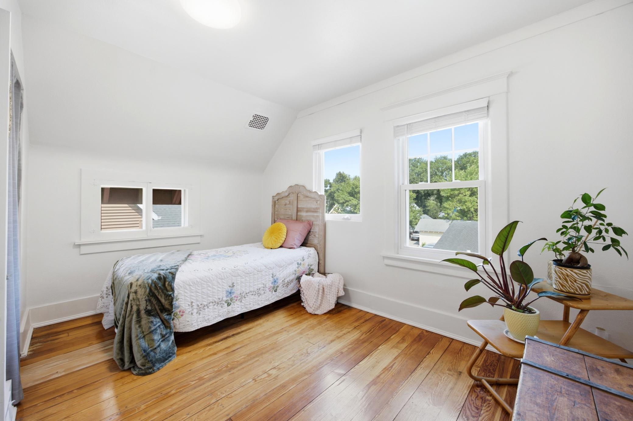 905 3rd Street N Property Photo 21