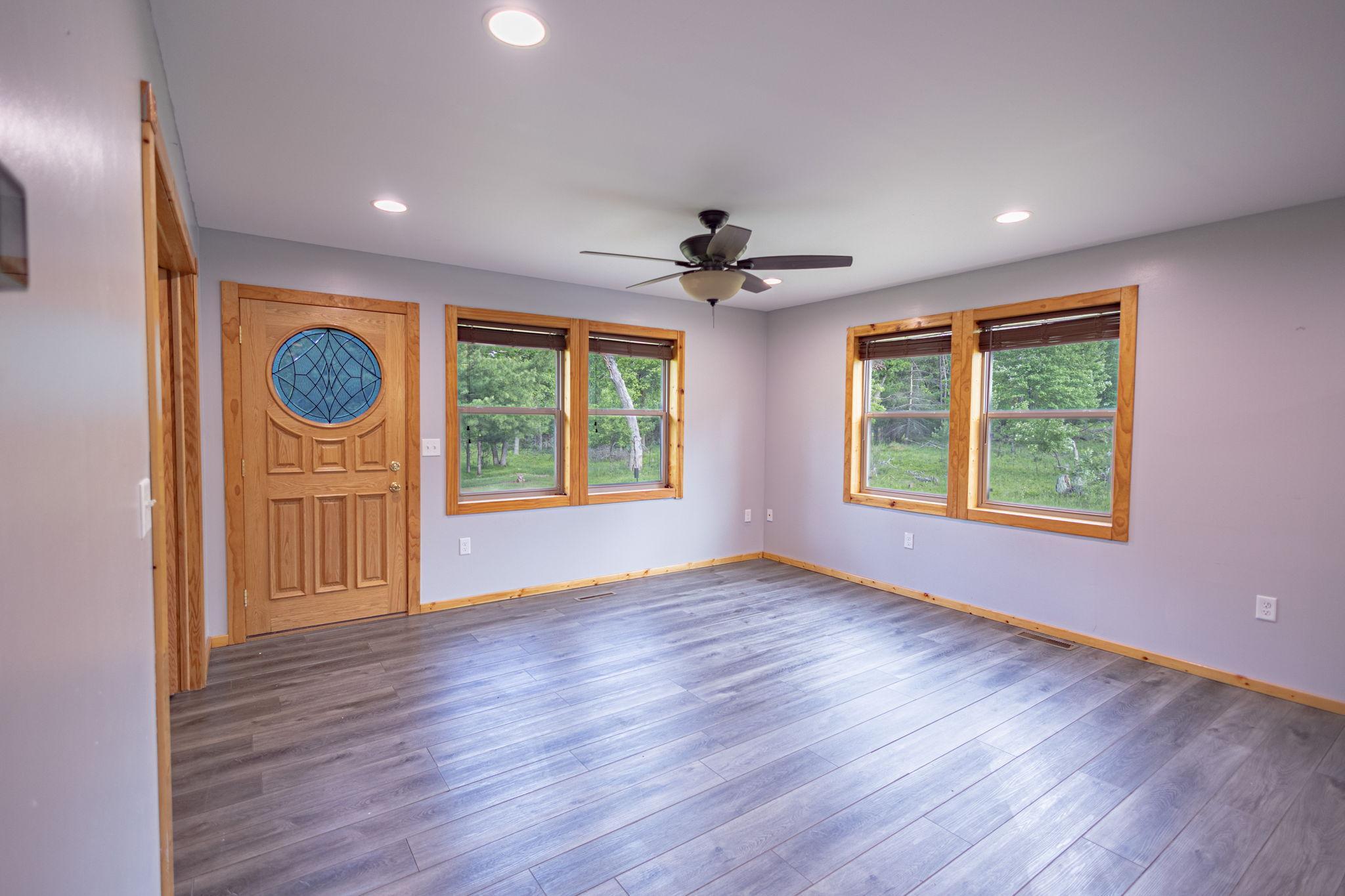 28870 E Yellow River Road Property Photo 8