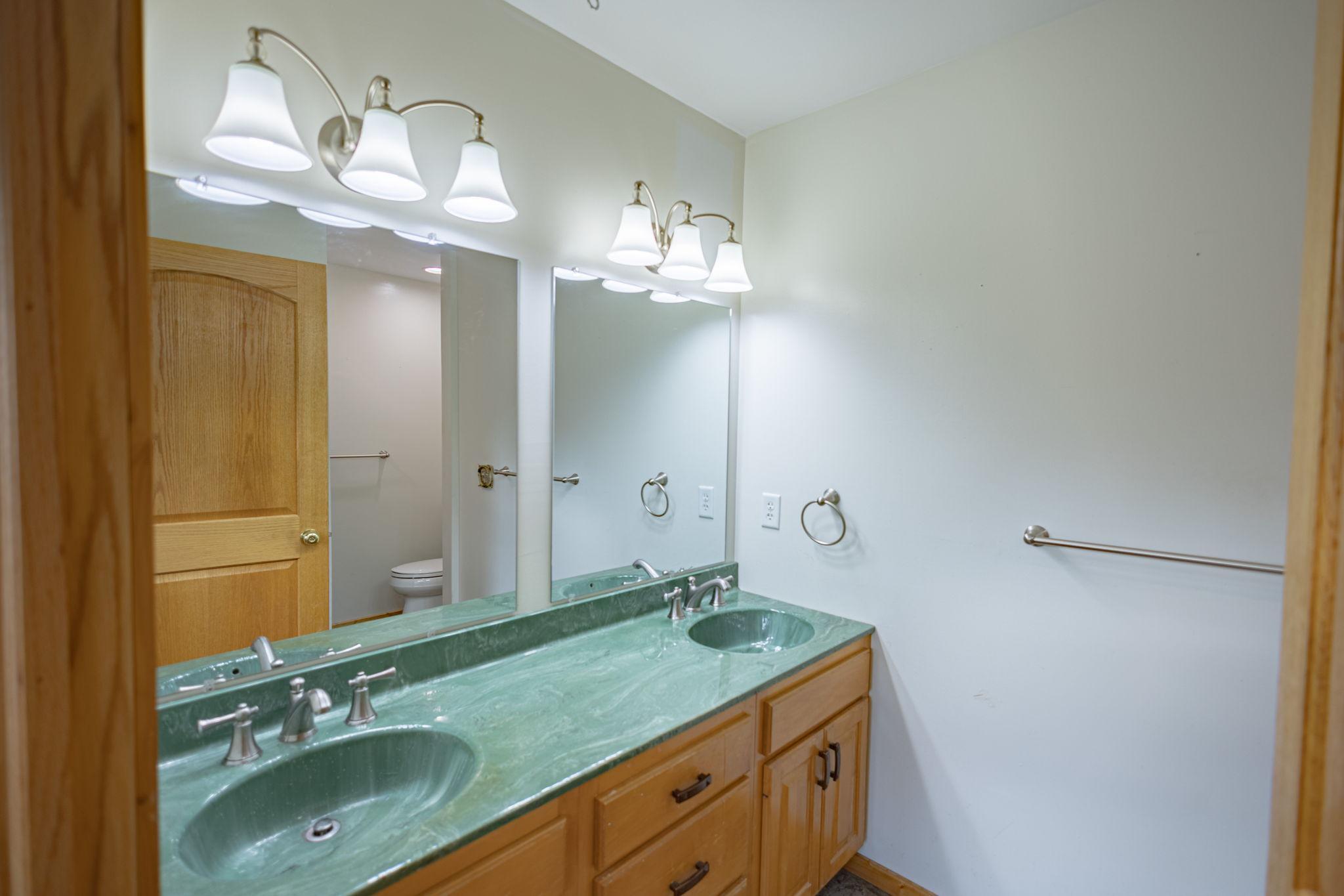 28870 E Yellow River Road Property Photo 10