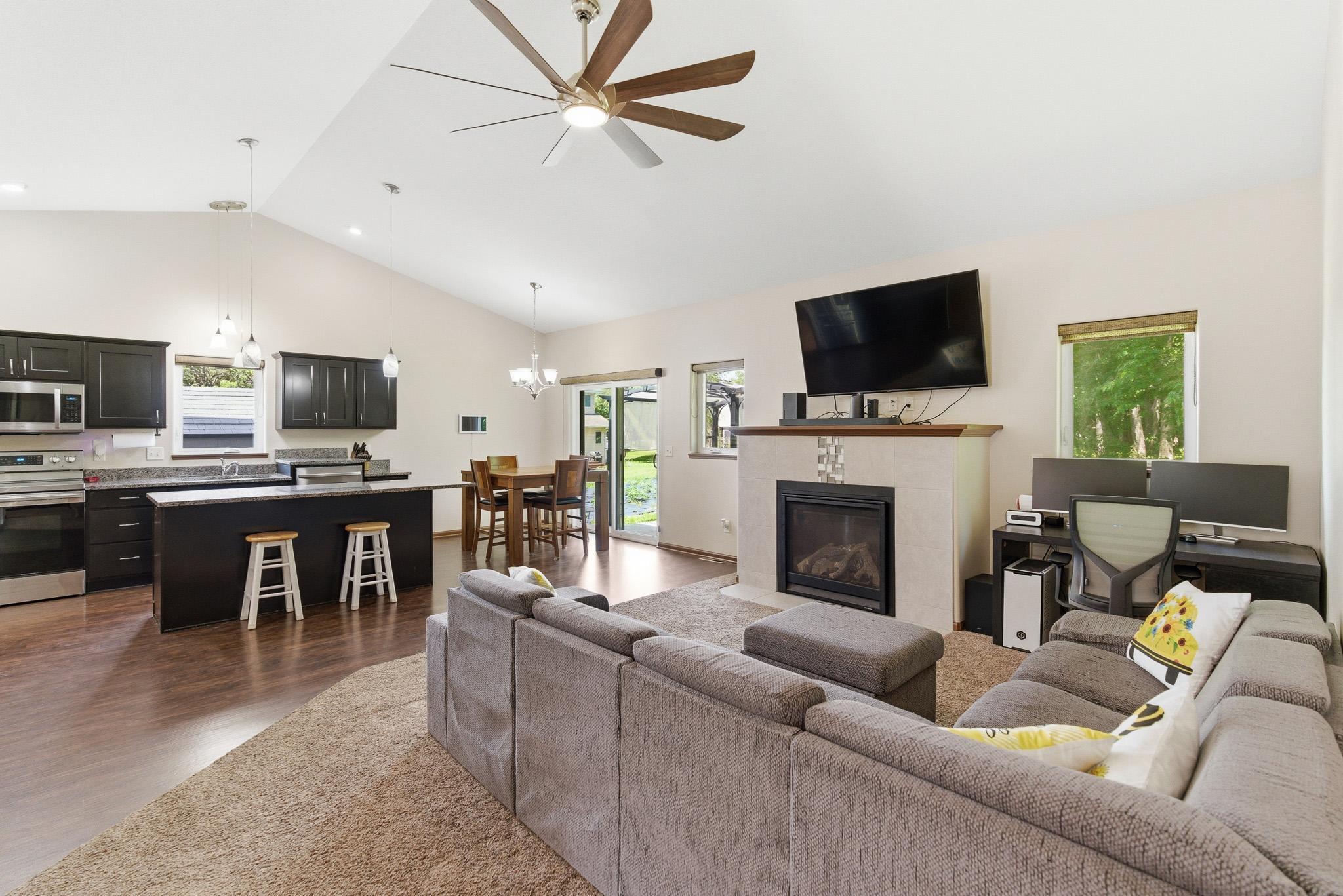 300 Tanager Road Property Photo 3