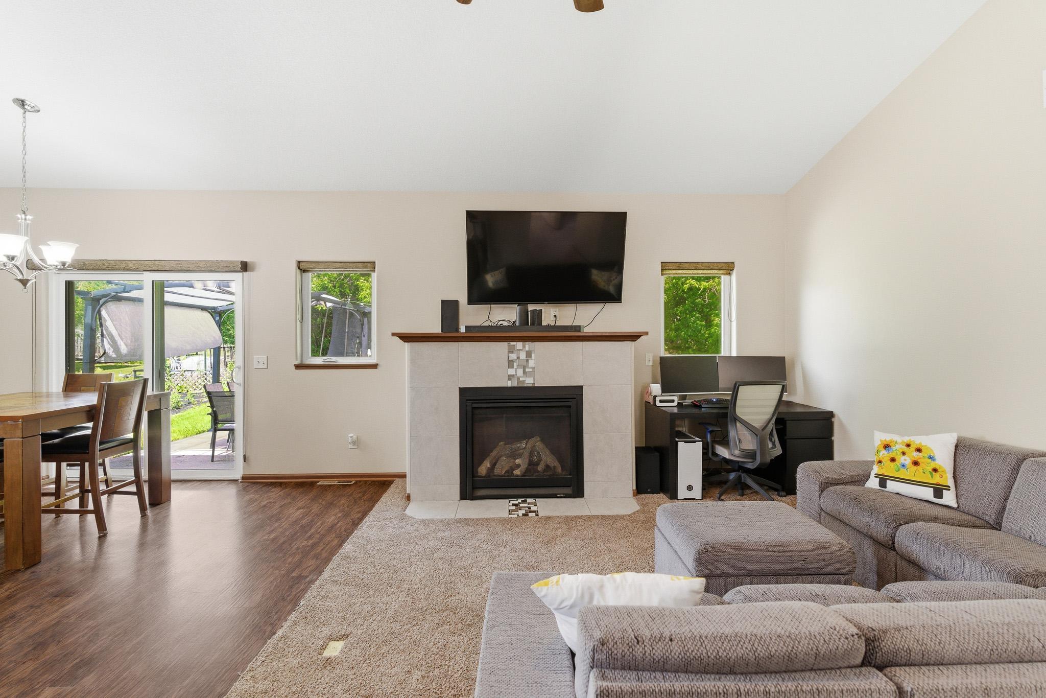 300 Tanager Road Property Photo 10