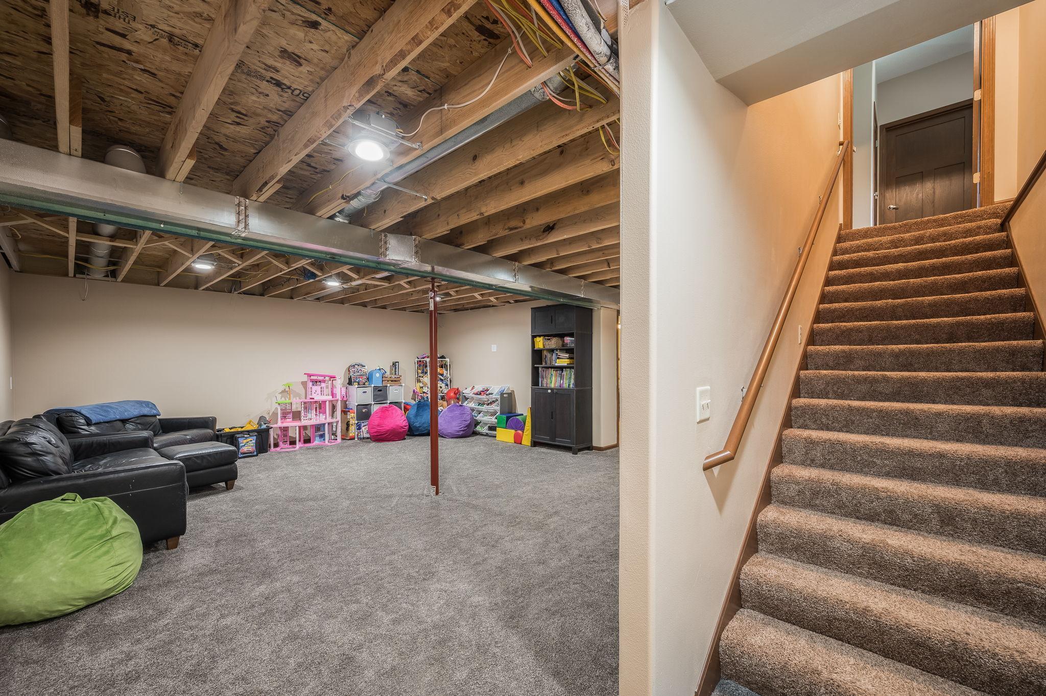 300 Tanager Road Property Photo 17