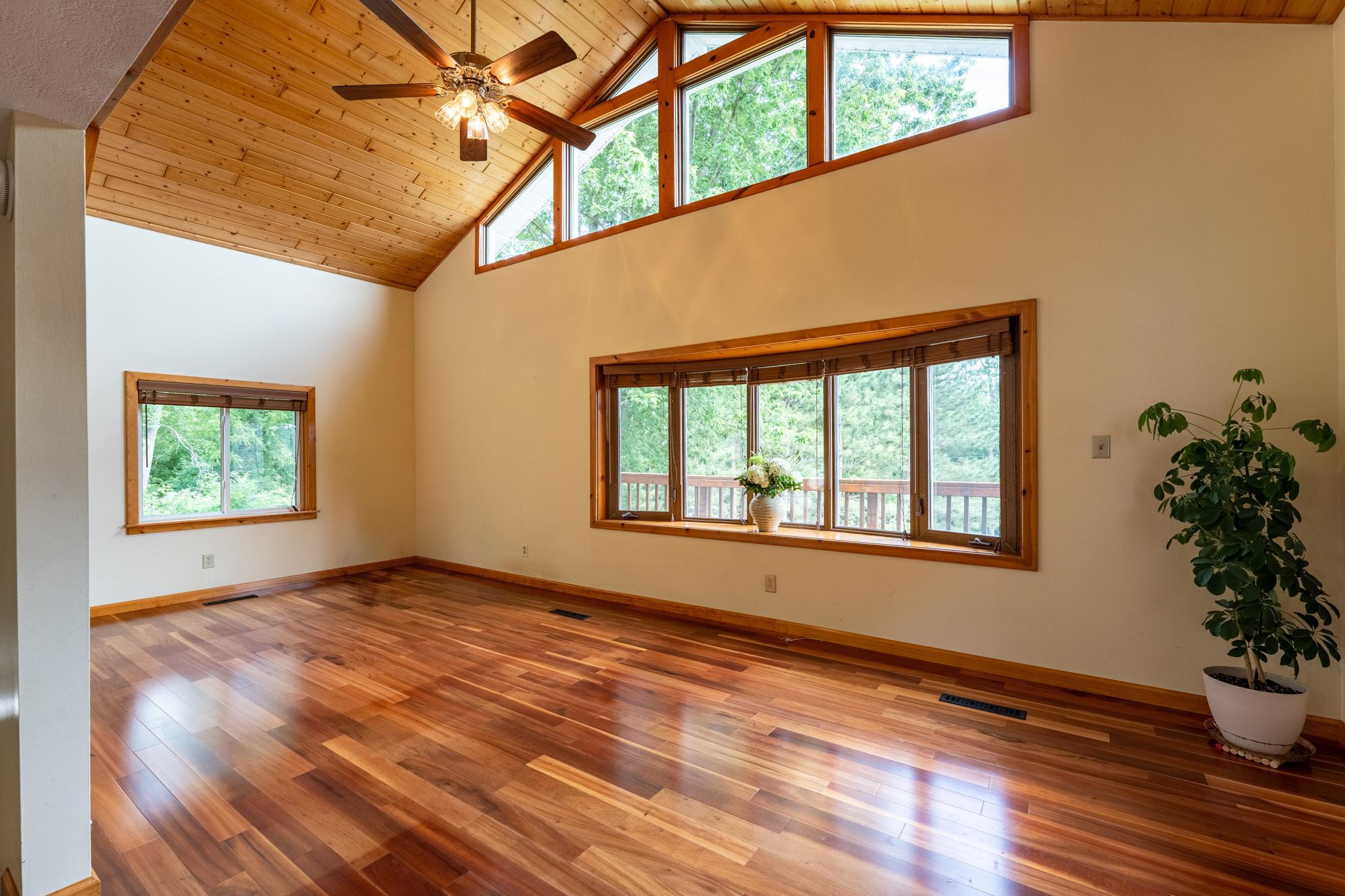 15771 Sherwood Trail Property Photo 2