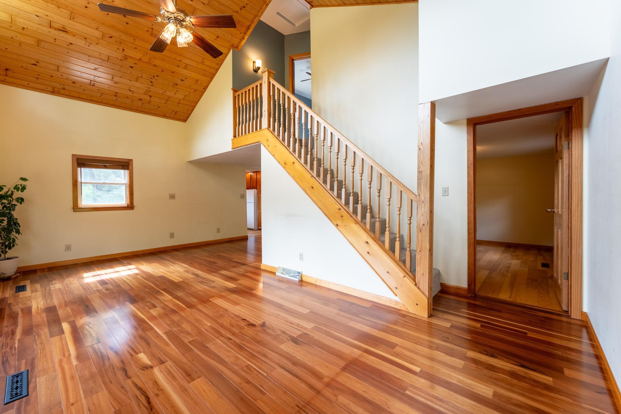 15771 Sherwood Trail Property Photo 4