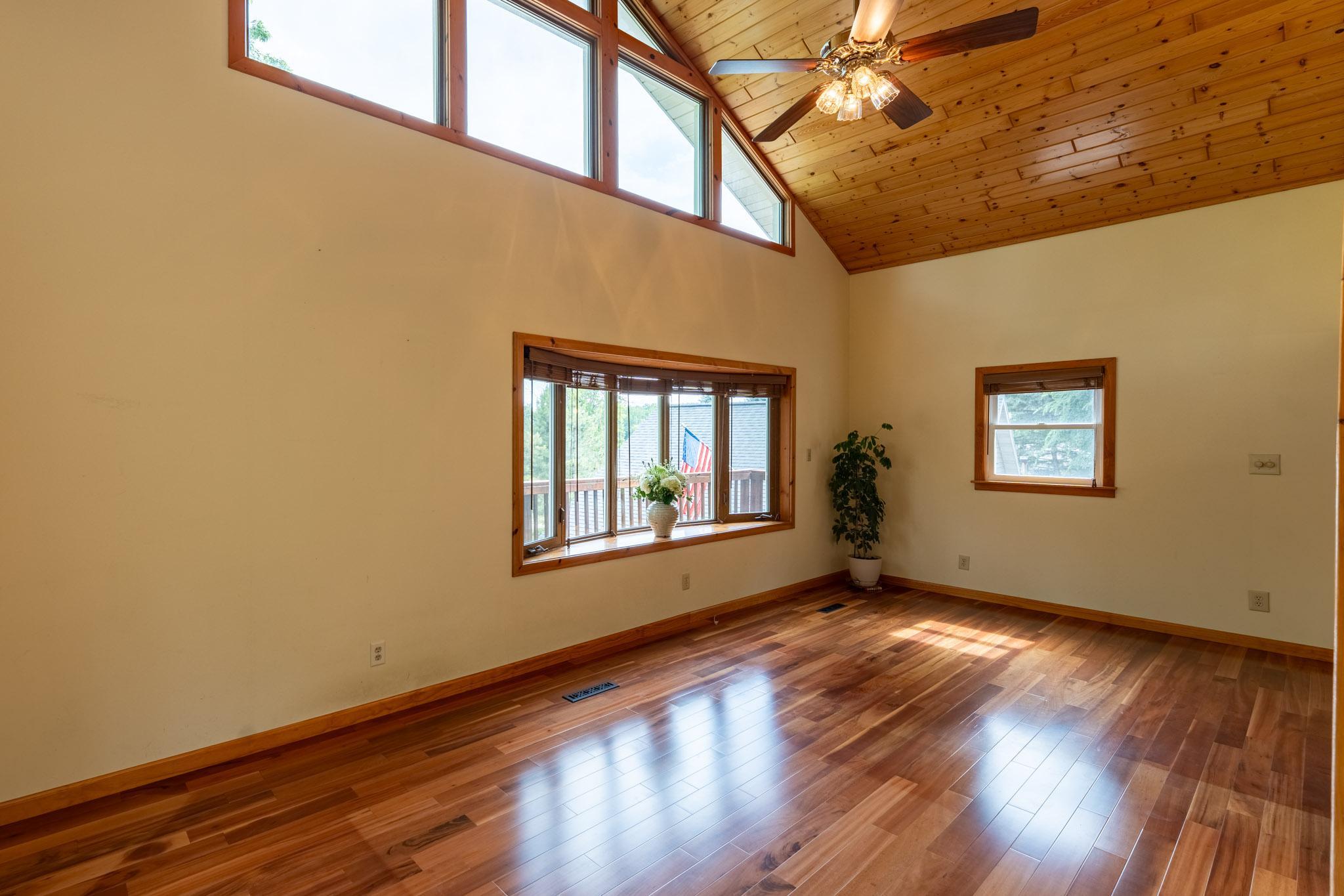 15771 Sherwood Trail Property Photo 5