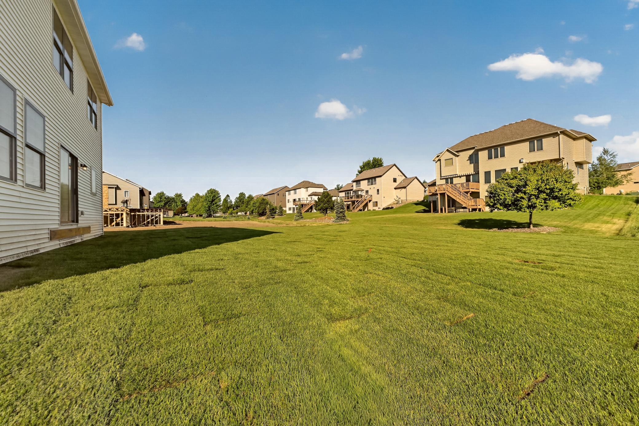 3435 Stonehedge Drive Ne Property Photo 4