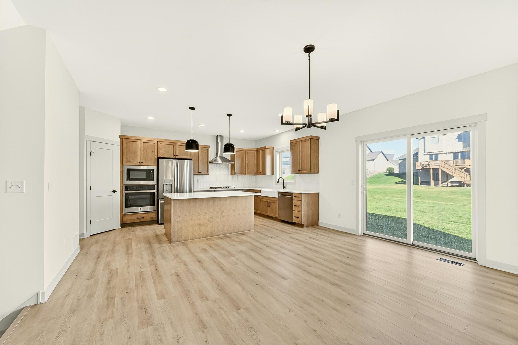 3435 Stonehedge Drive Ne Property Photo 10