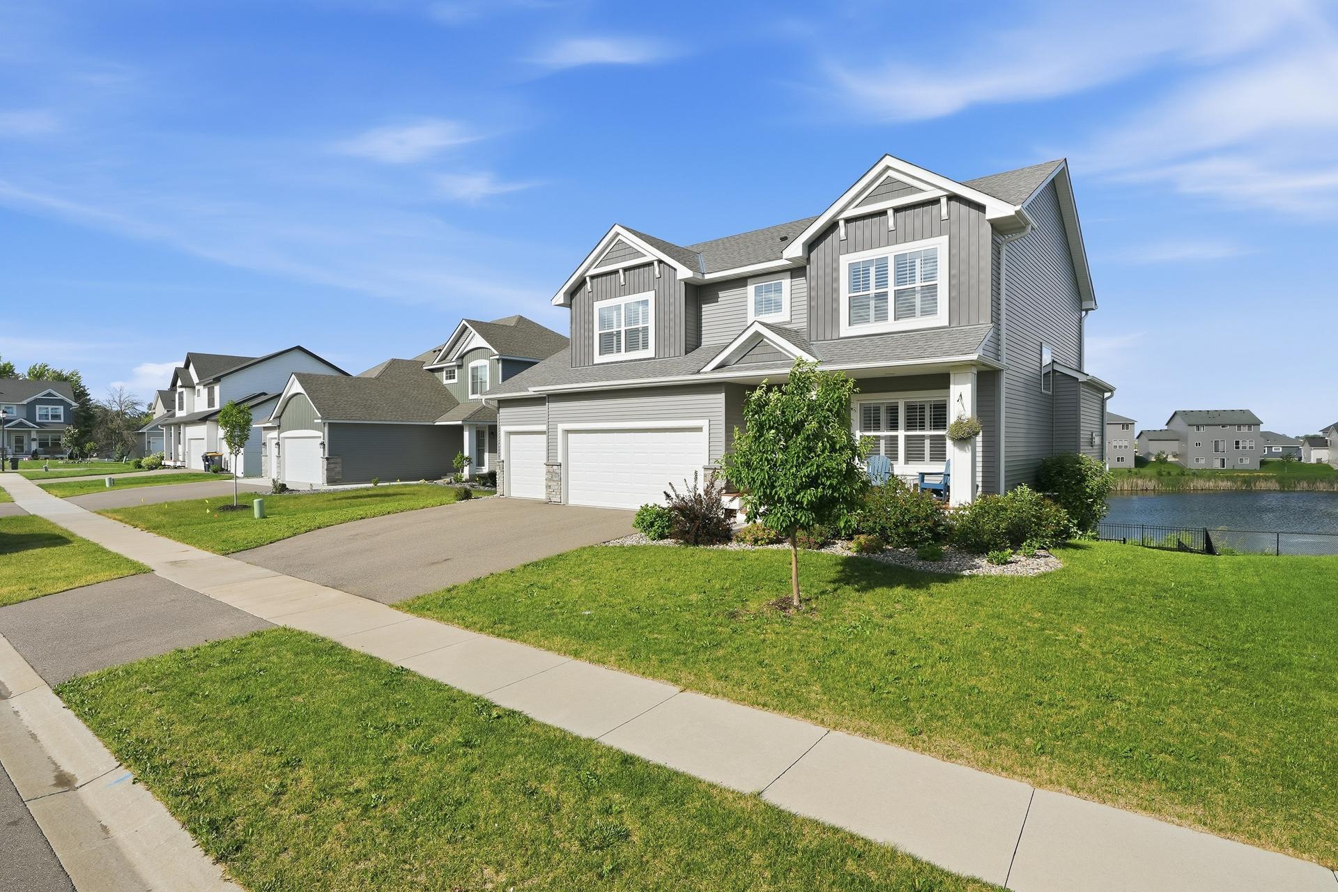 17834 Evershed Way Property Photo 4