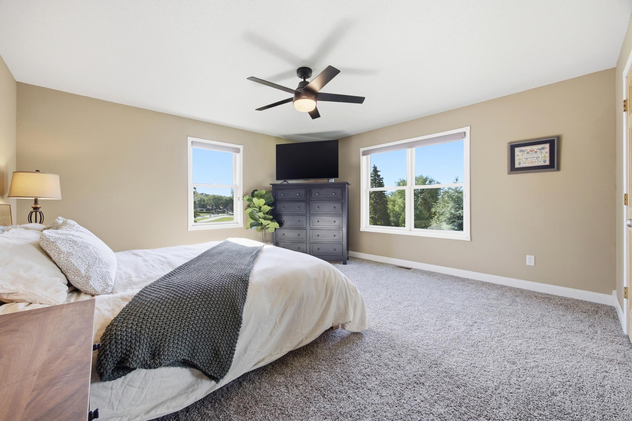 1323 S River Drive Property Photo 25