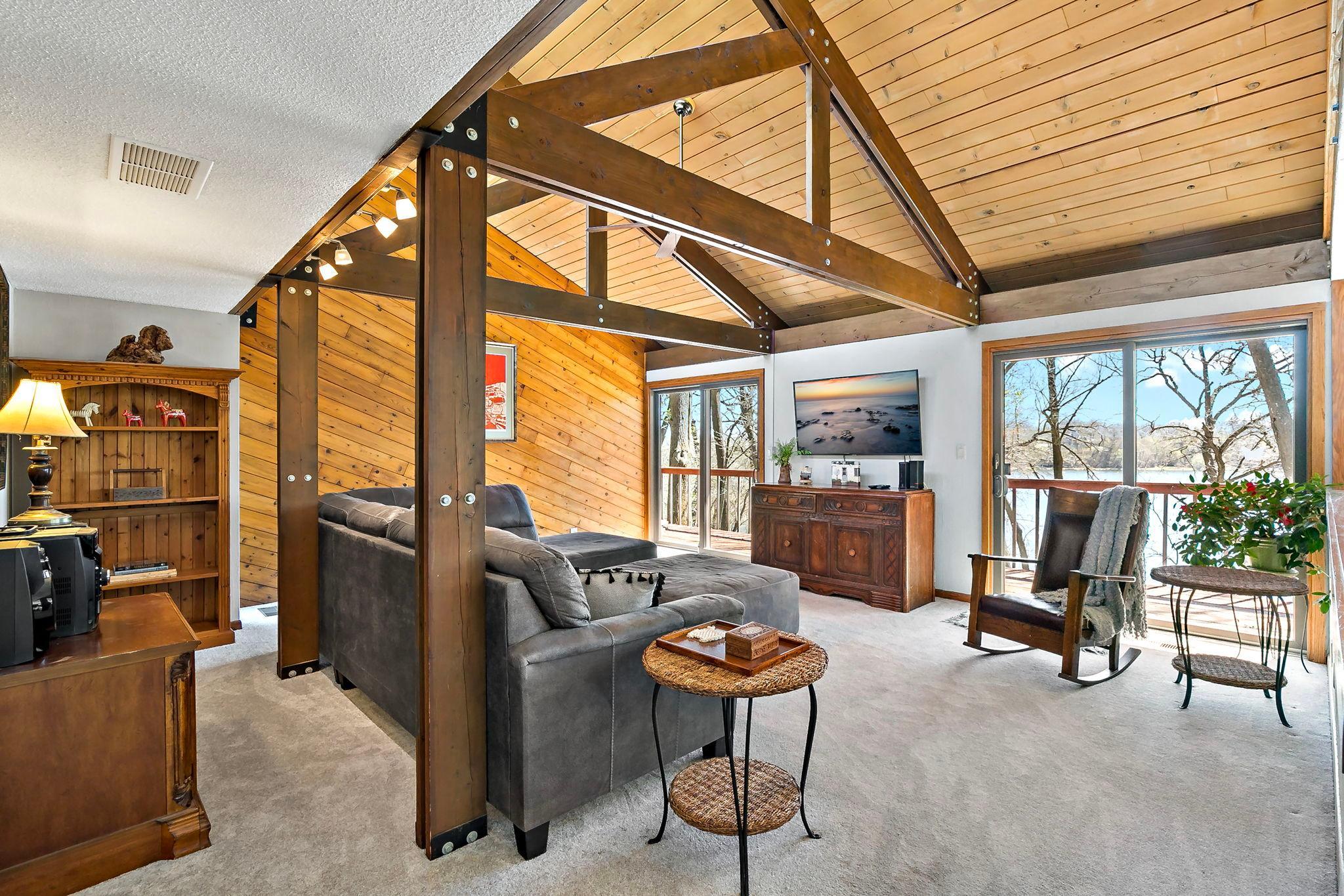 7481 Long Lake Road Property Photo 3