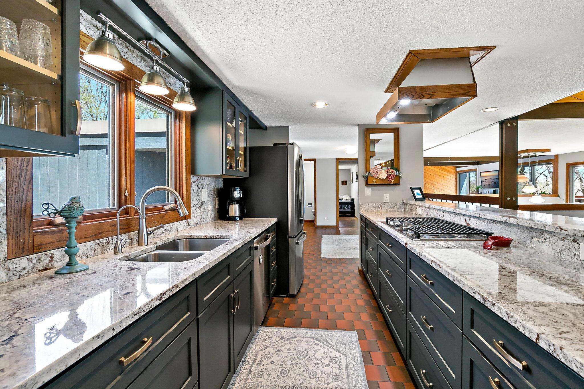 7481 Long Lake Road Property Photo 10