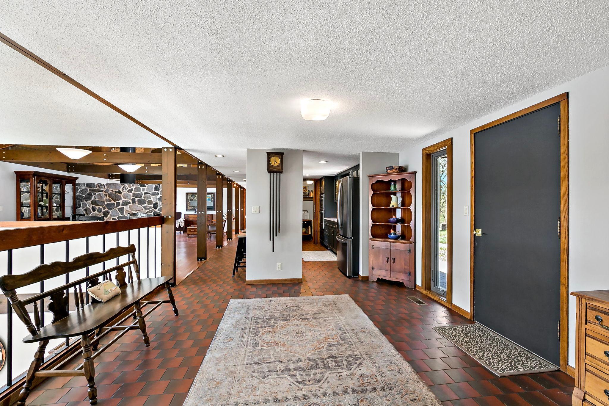 7481 Long Lake Road Property Photo 29