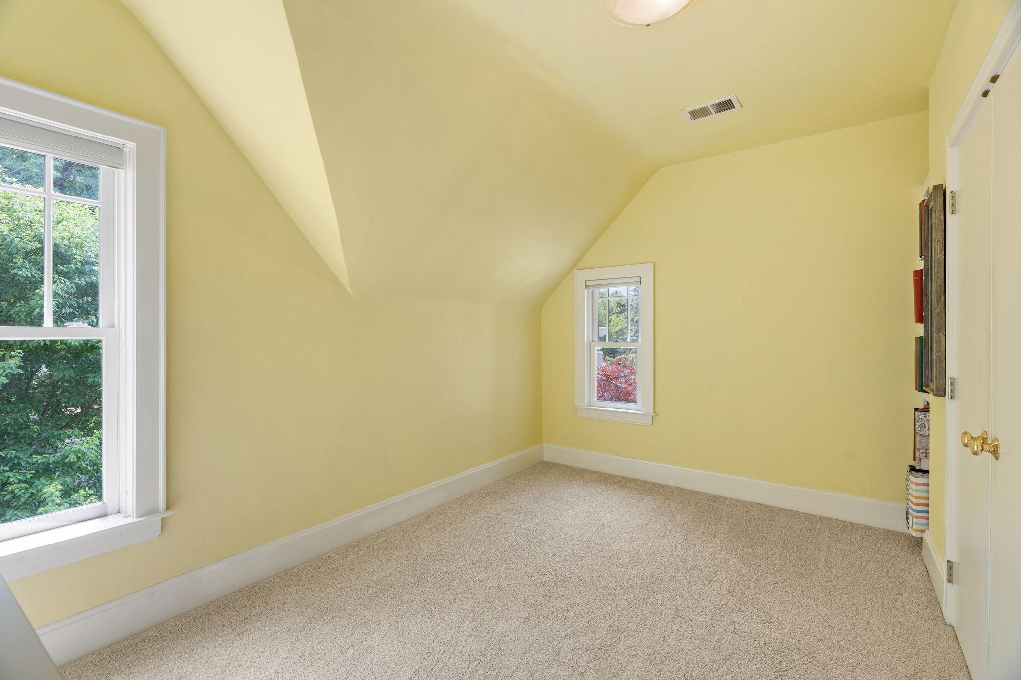 607 Ivy Falls Avenue Property Photo 48