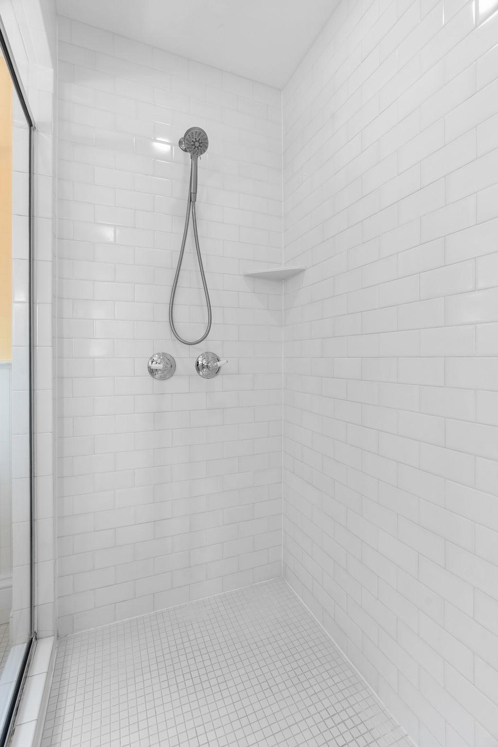 607 Ivy Falls Avenue Property Photo 58