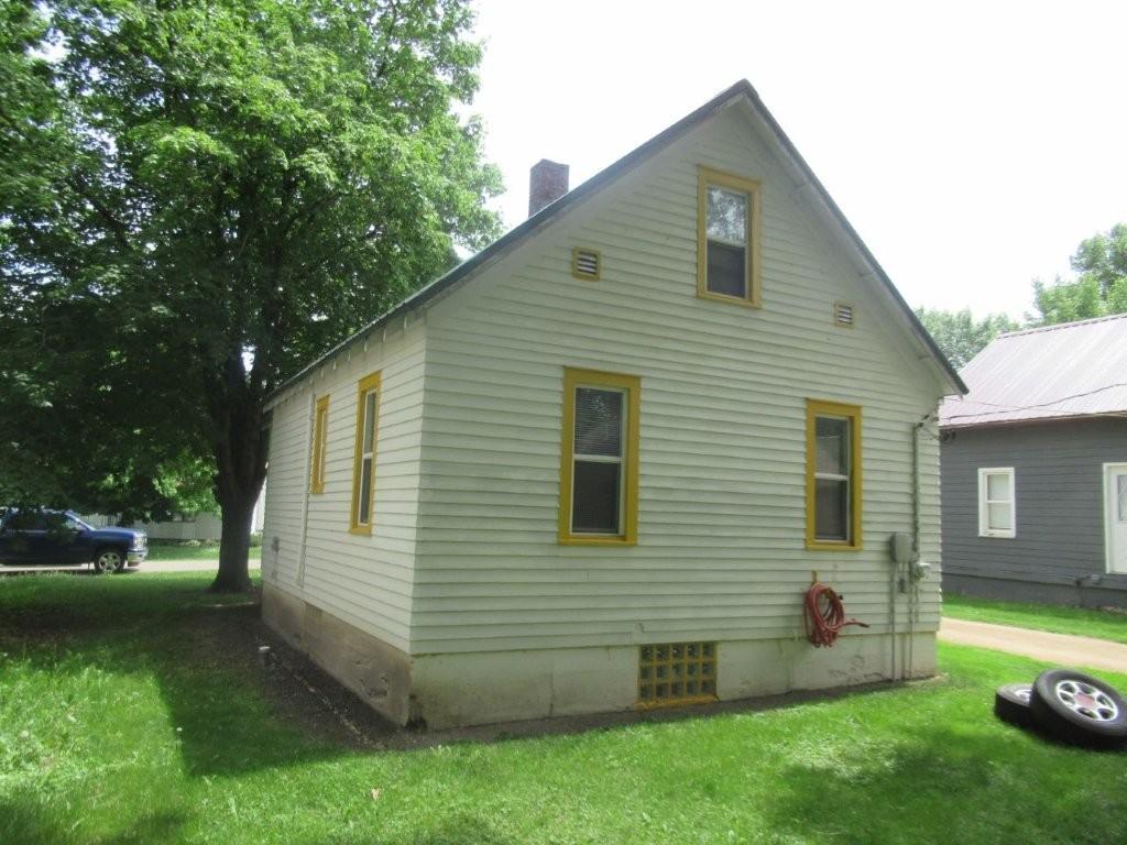 11069 Bird Avenue Property Photo 15