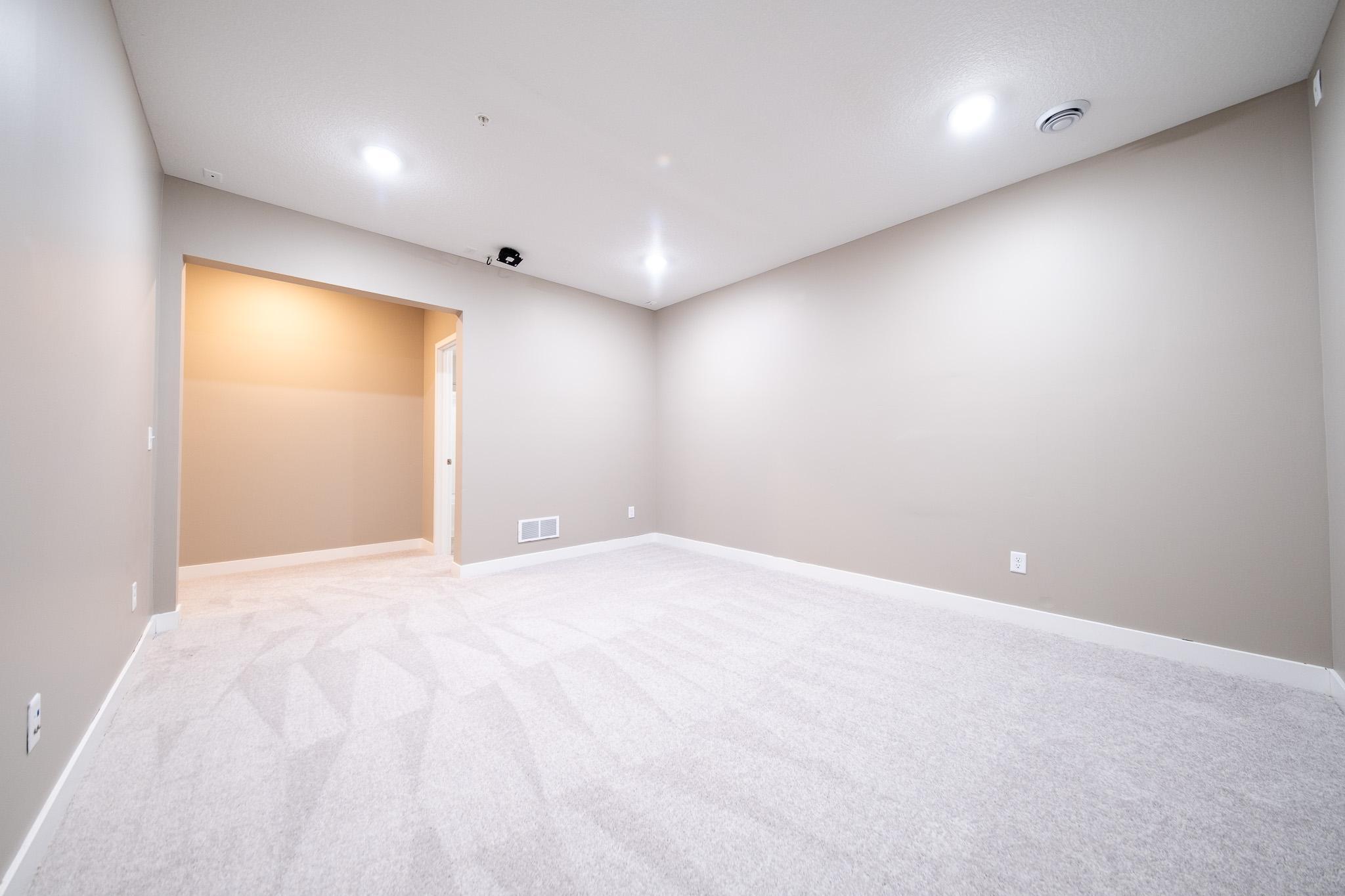 18335 Glassner Way Property Photo 45