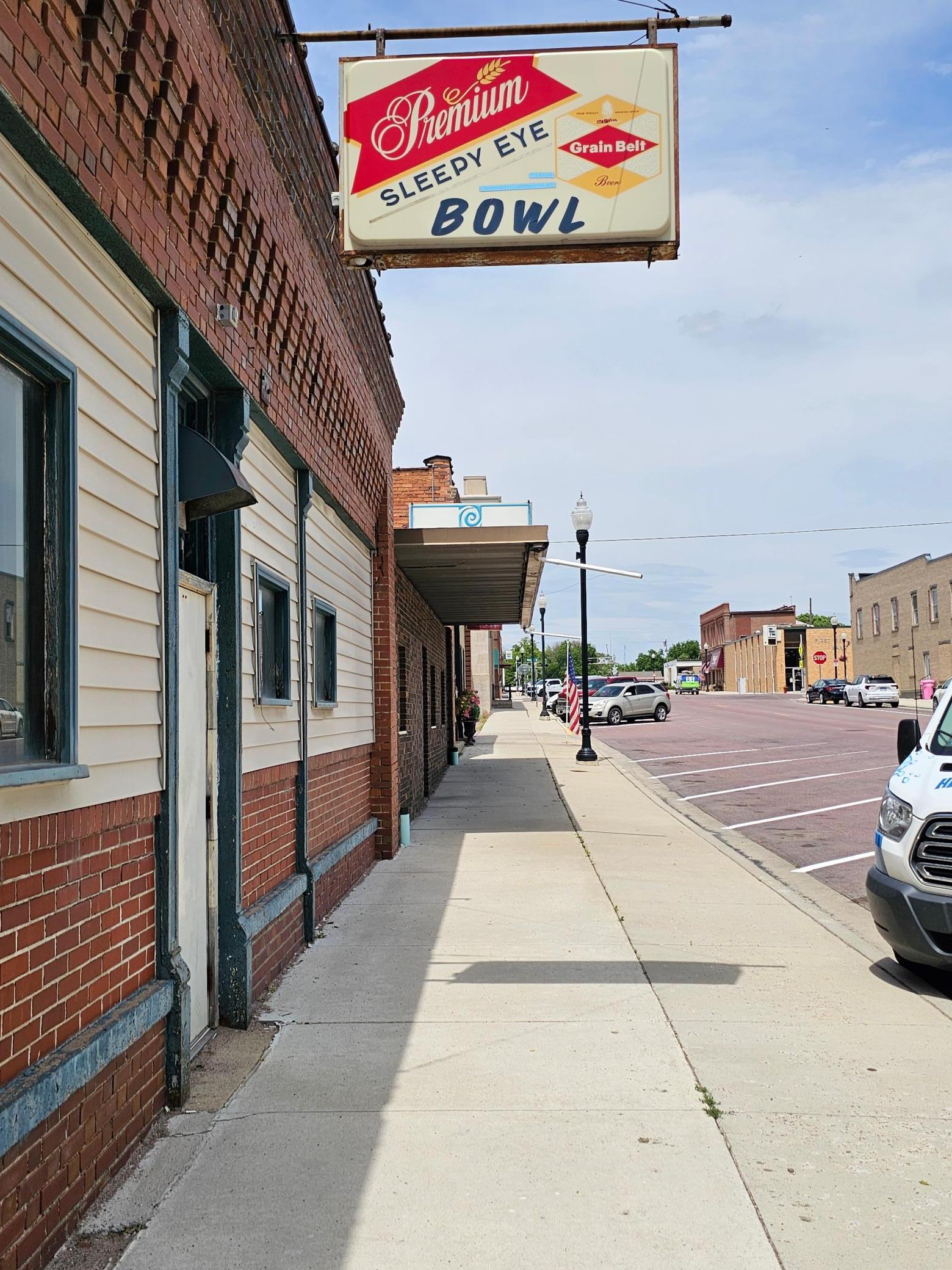 140 S First Avenue Property Photo 3