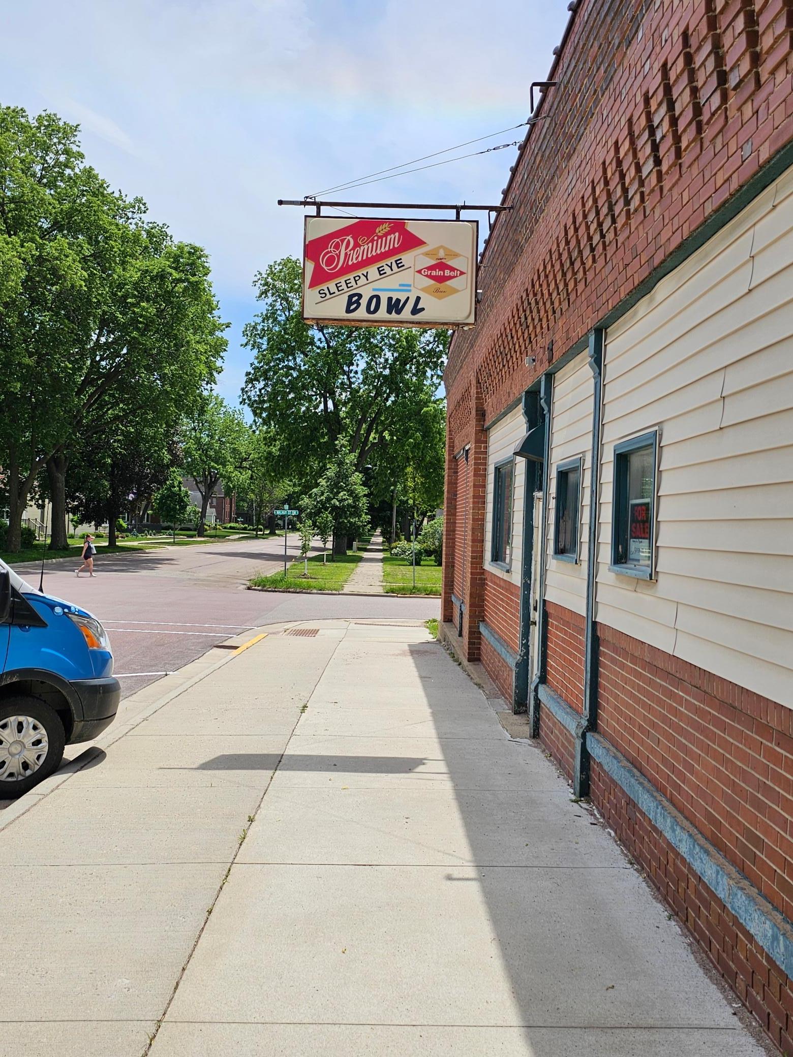 140 S First Avenue Property Photo 4