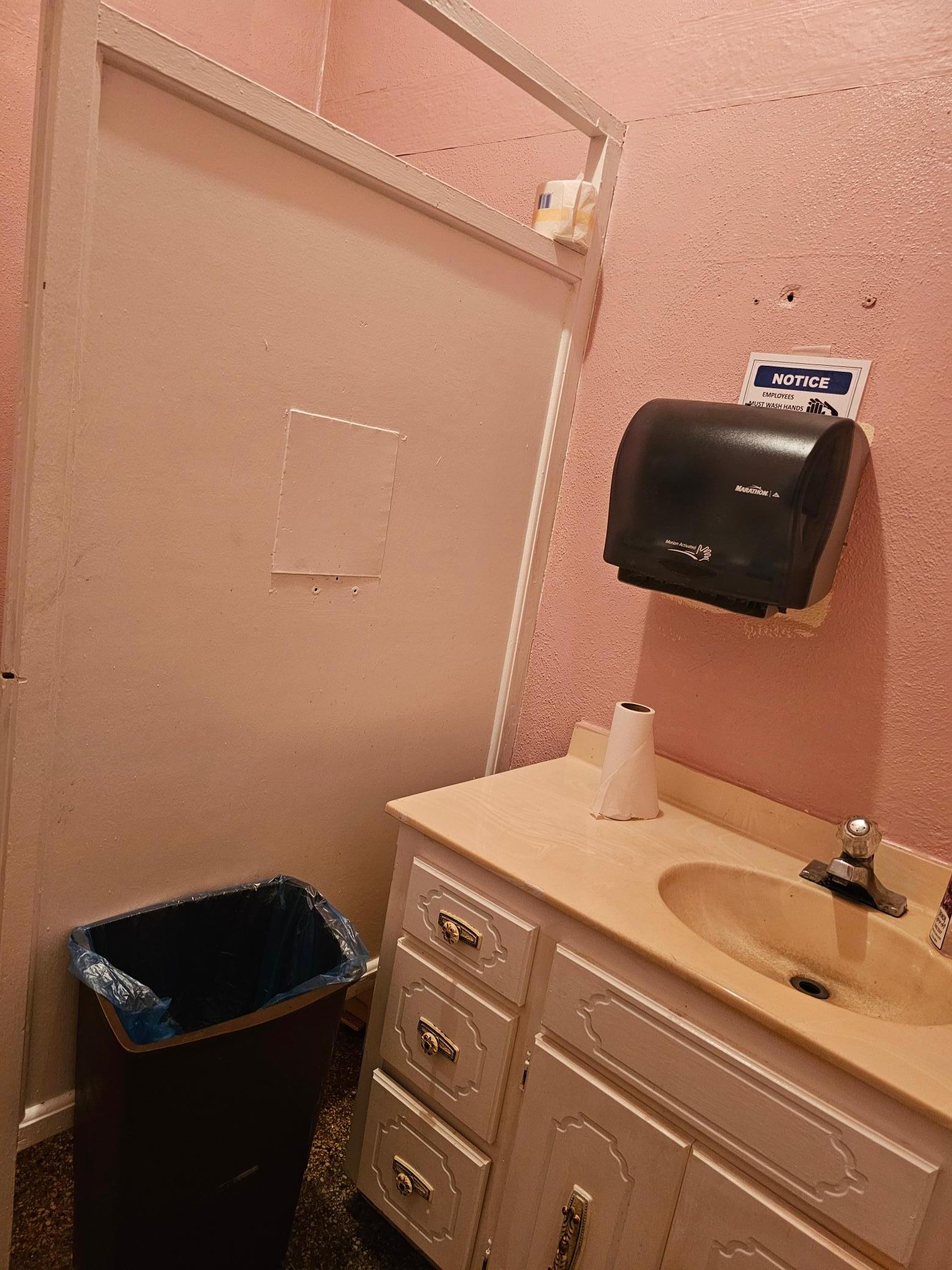 140 S First Avenue Property Photo 20