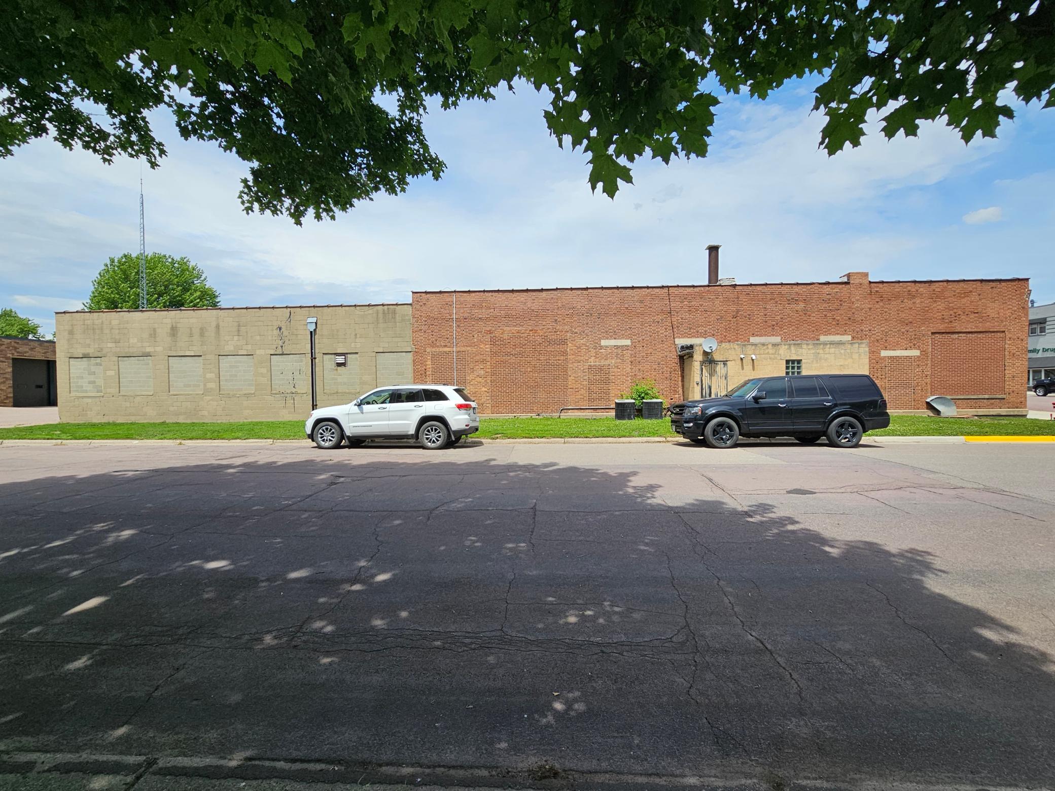 140 S First Avenue Property Photo 26