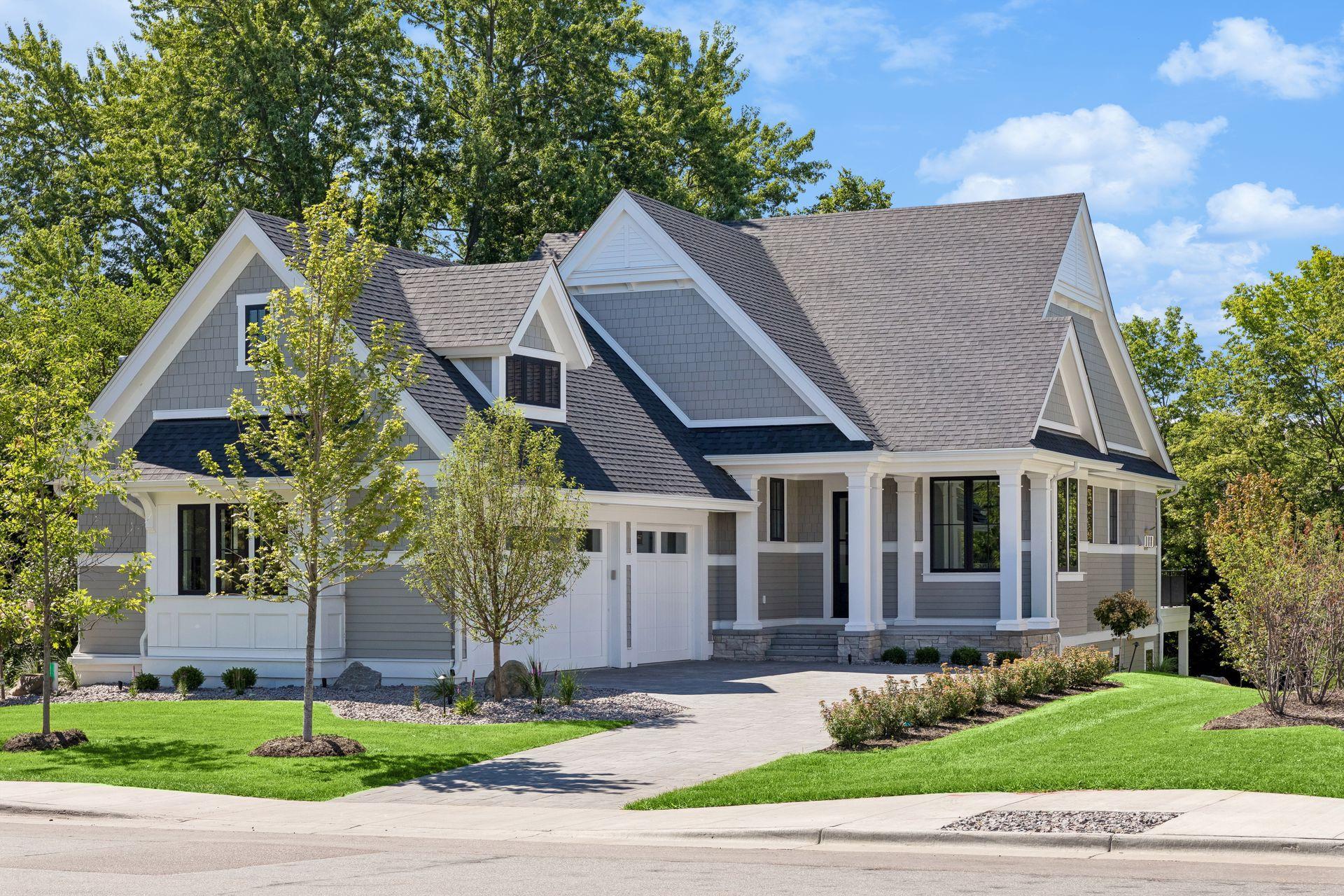 270 Wayzata Boulevard E Property Photo 1
