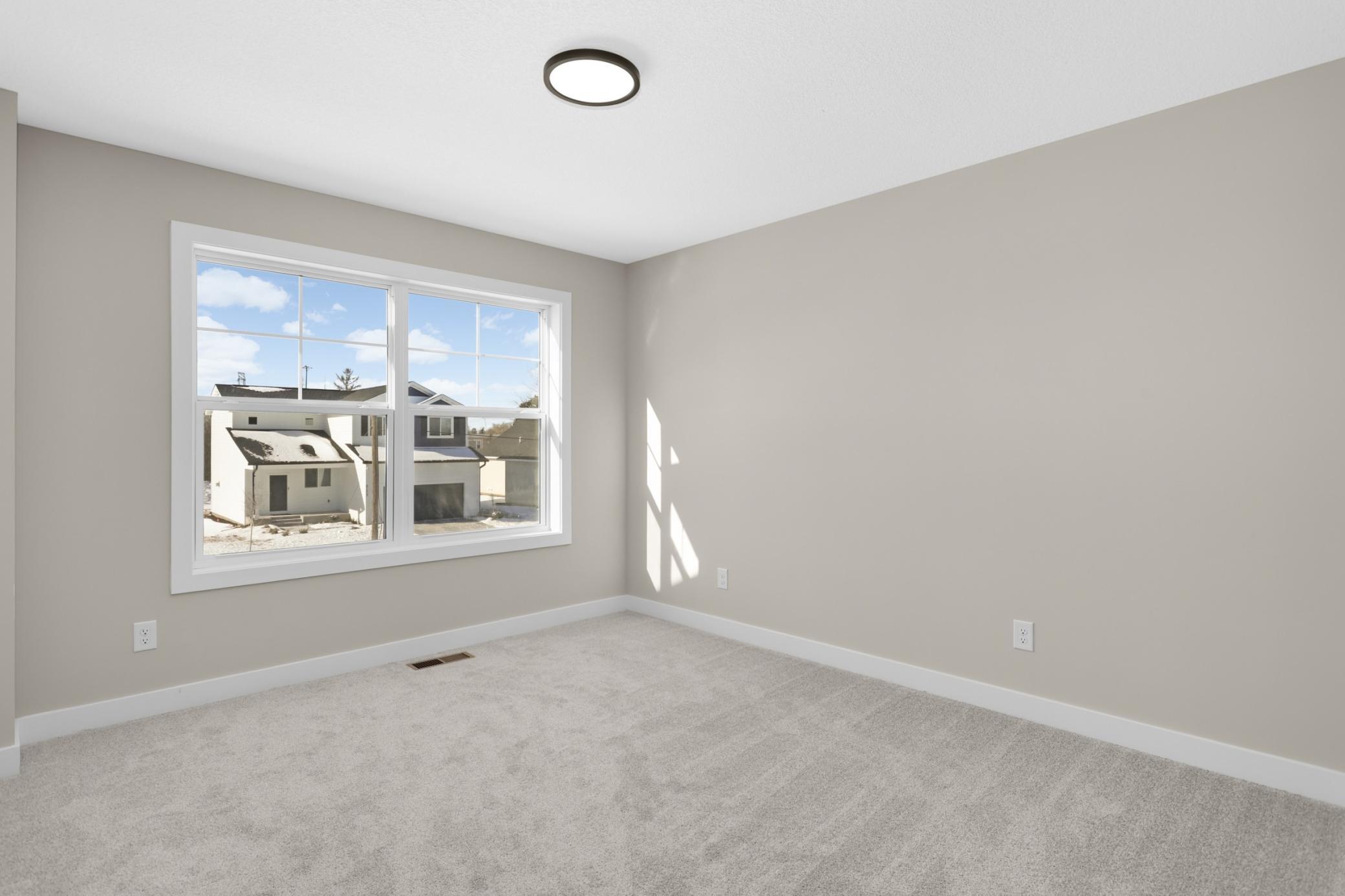 2164 Eustis Property Photo 29
