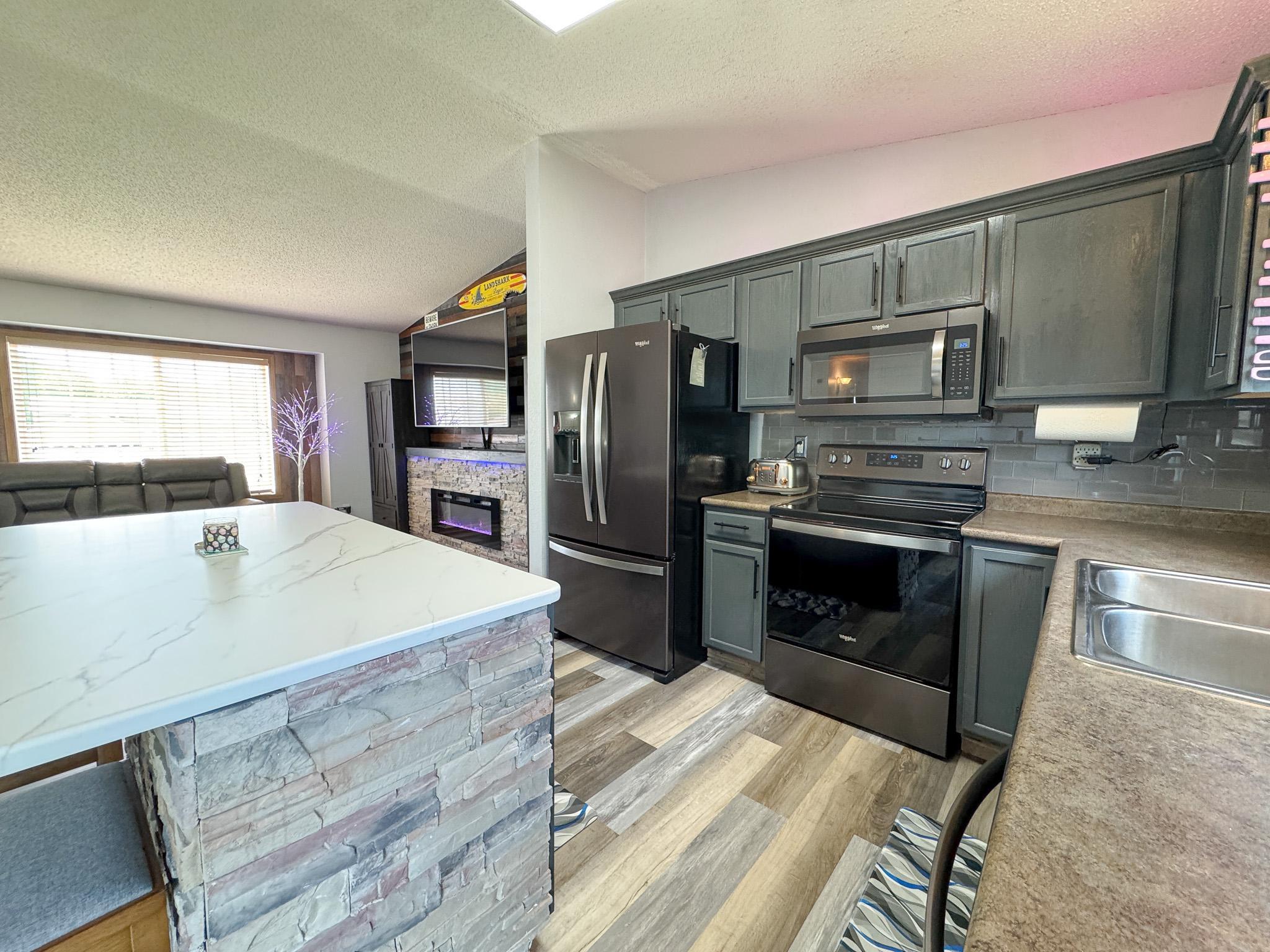311 Cardinal Place Property Photo 9