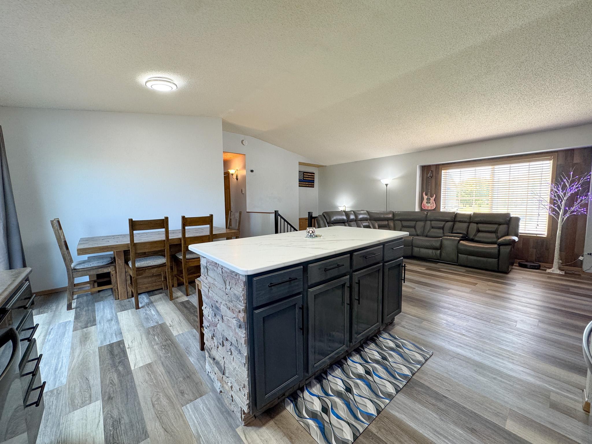 311 Cardinal Place Property Photo 11
